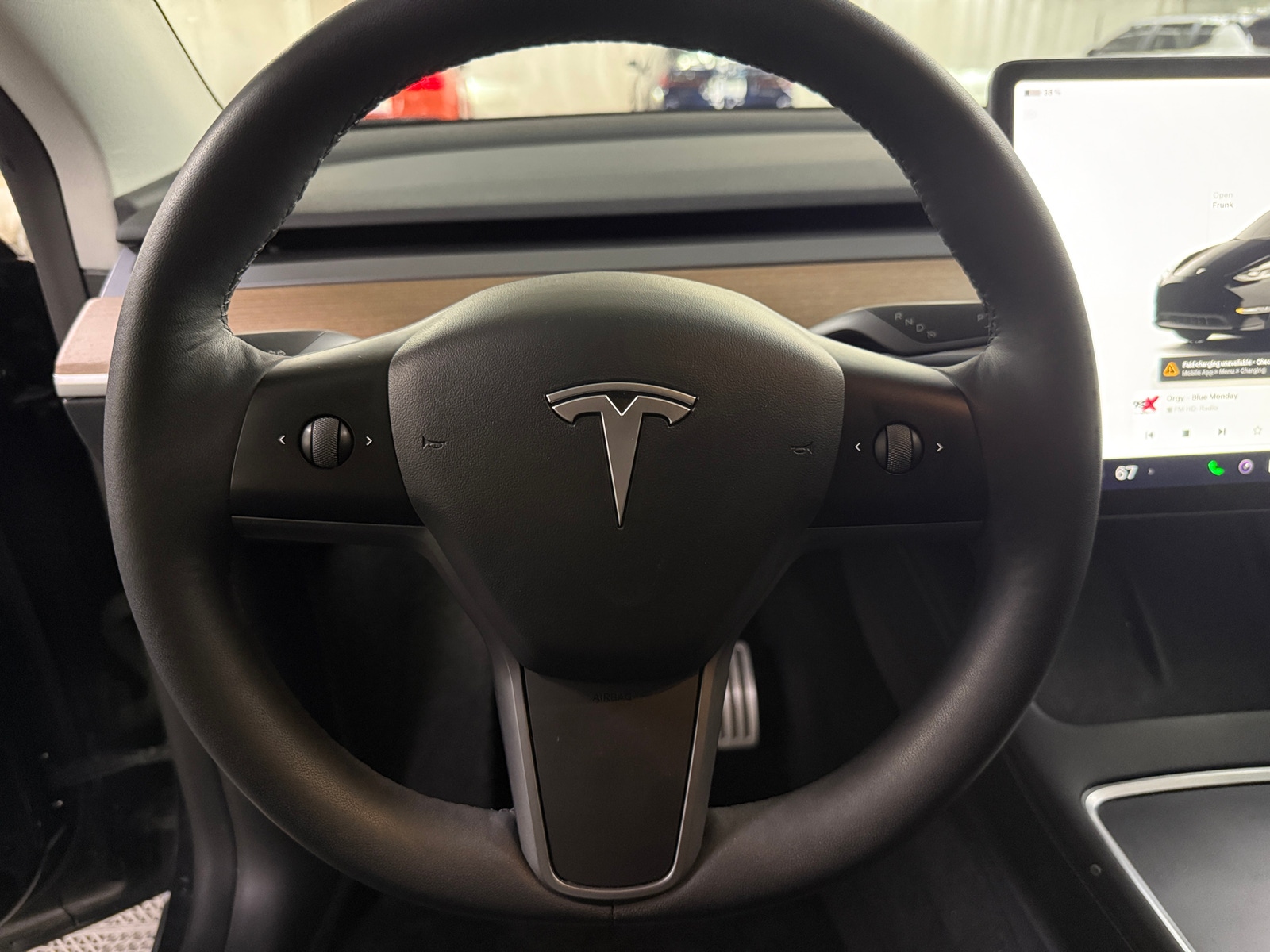 Thumbnail: 2022 Tesla Model Y - 4