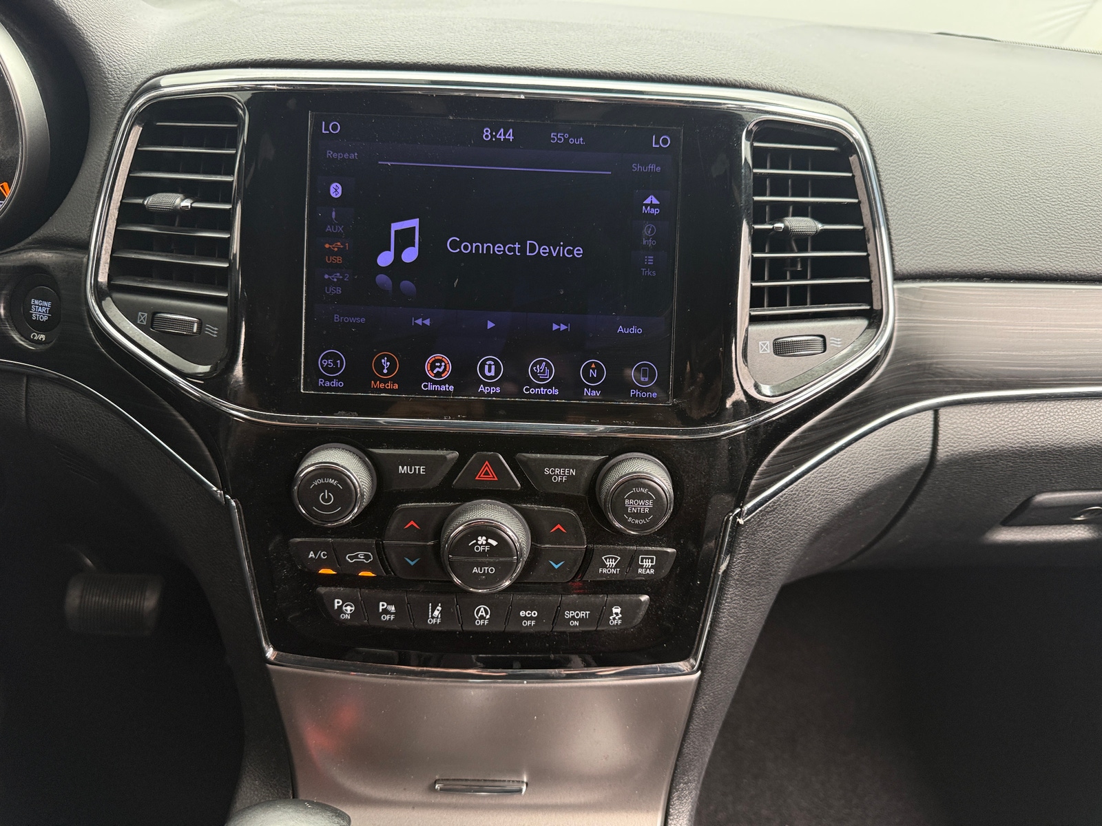 Thumbnail: 2019 Jeep Grand Cherokee - 3