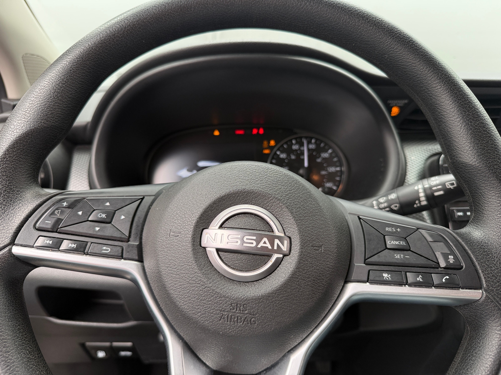 Thumbnail: 2023 Nissan Kicks - 5