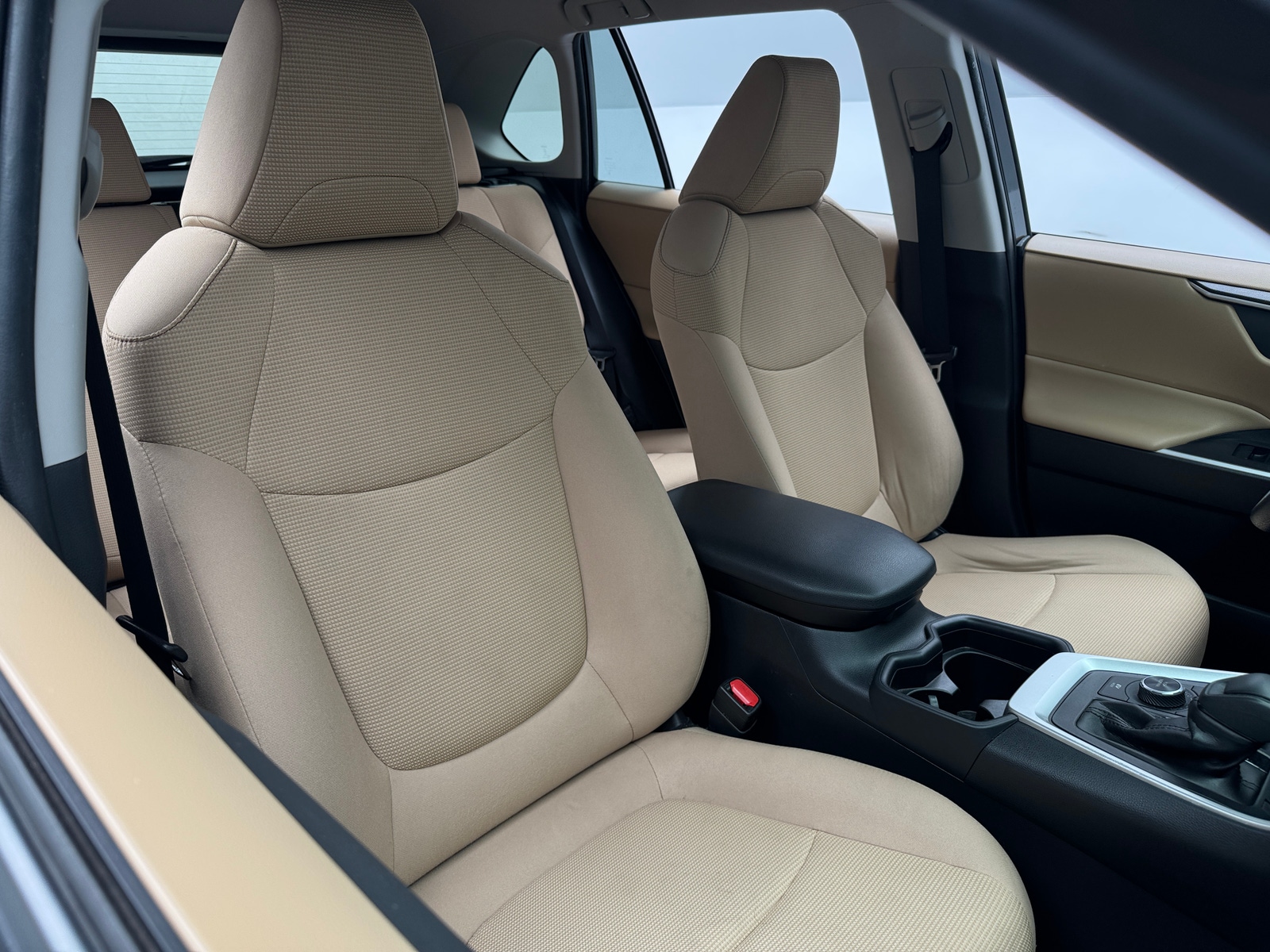 Thumbnail: 2020 Toyota RAV4 - 2