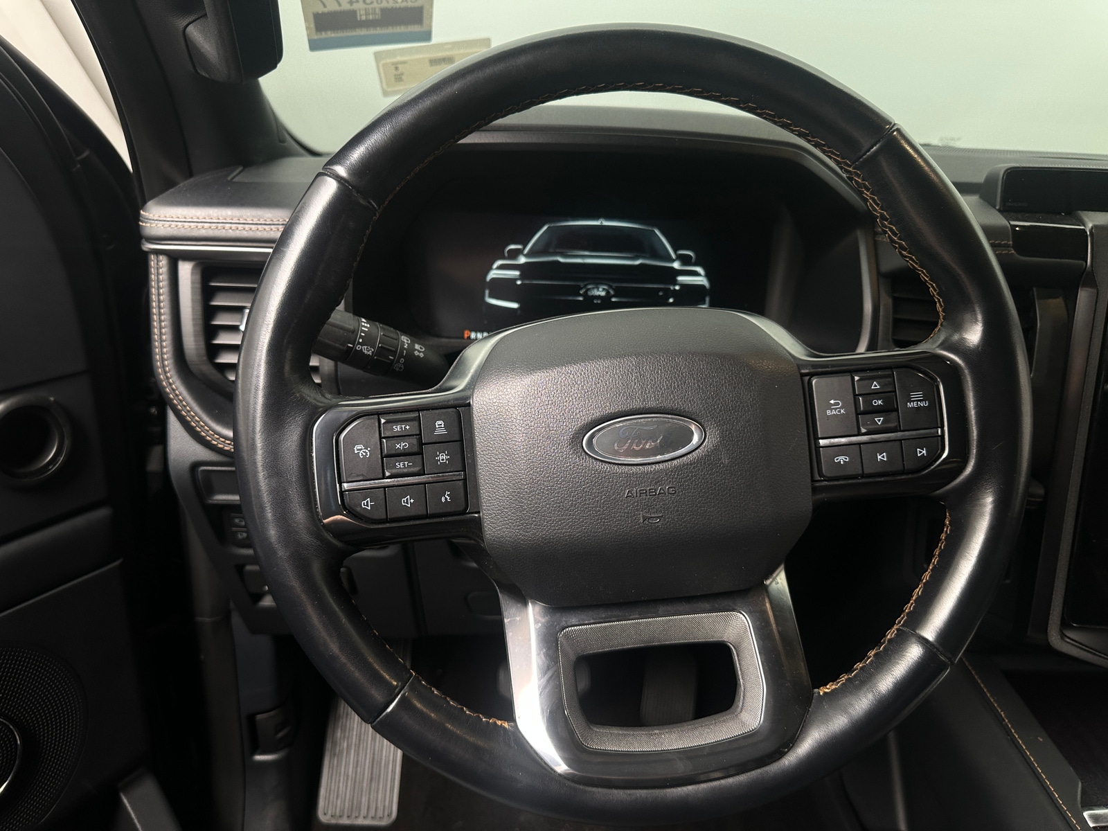 Thumbnail: 2022 Ford Expedition - 4