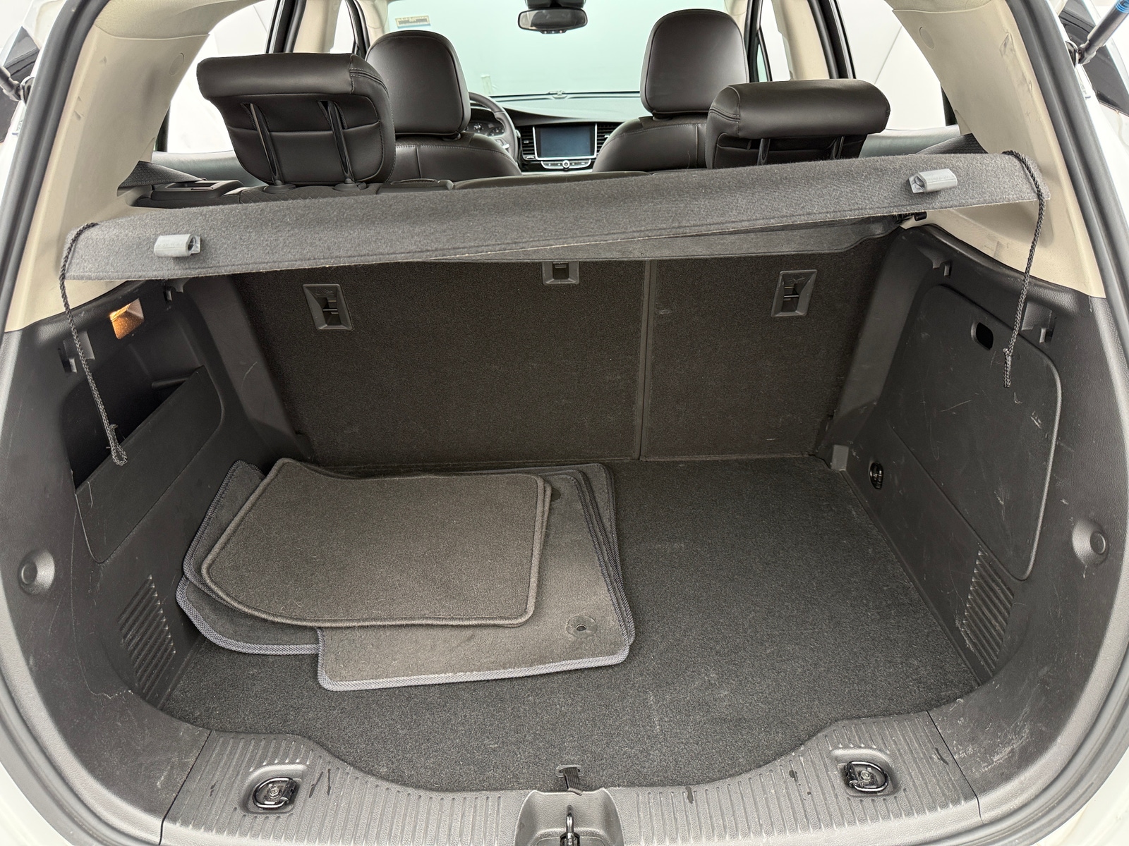 Thumbnail: 2021 Buick Encore - 6