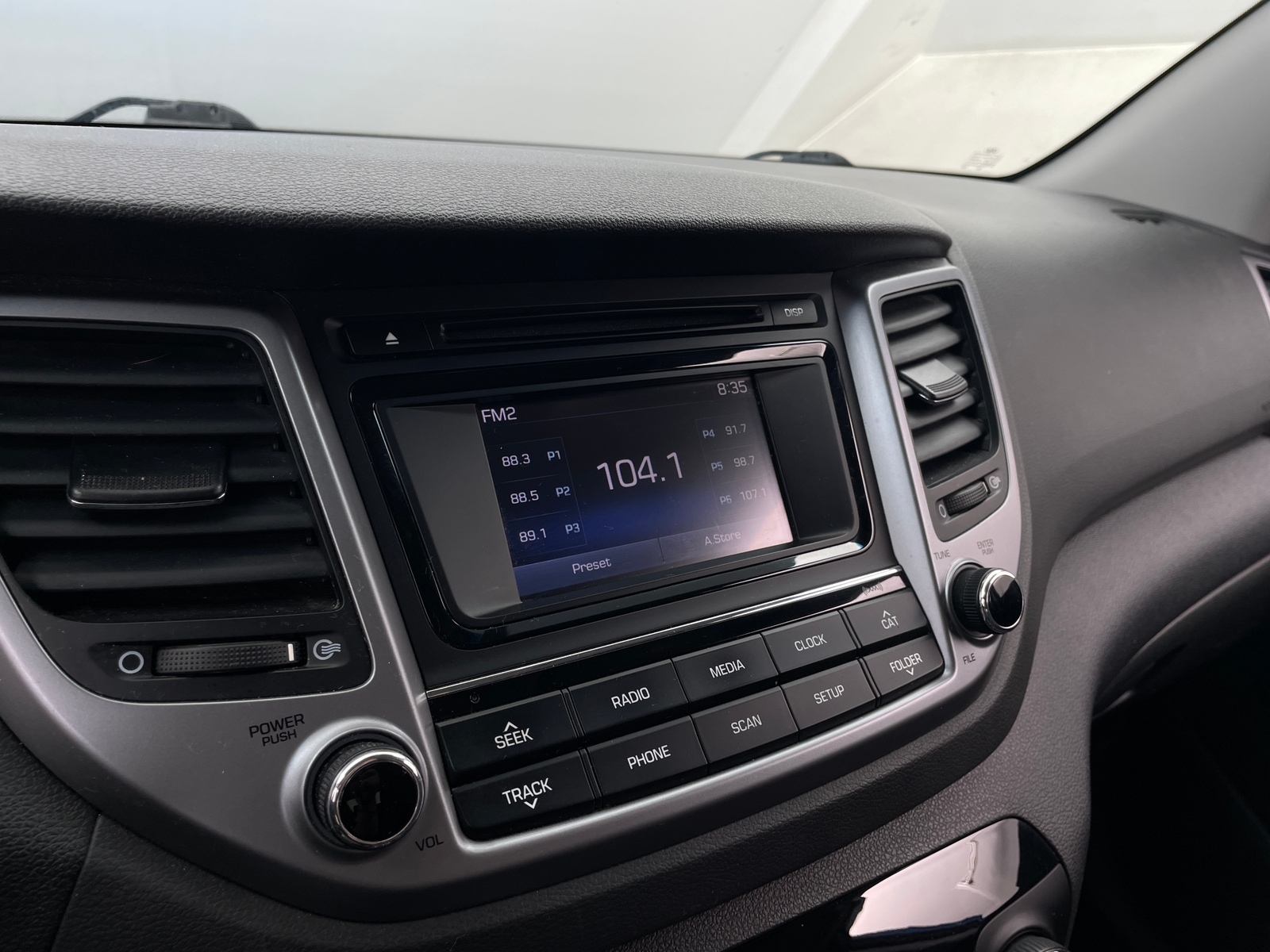 Thumbnail: 2017 Hyundai Tucson - 4