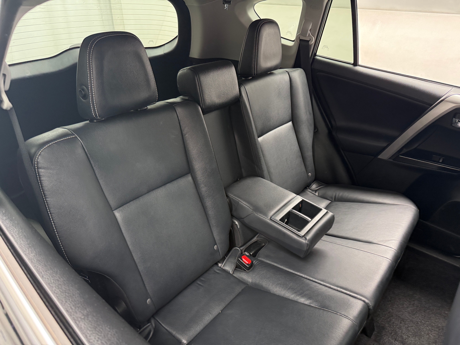 Thumbnail: 2016 Toyota RAV4 - 5