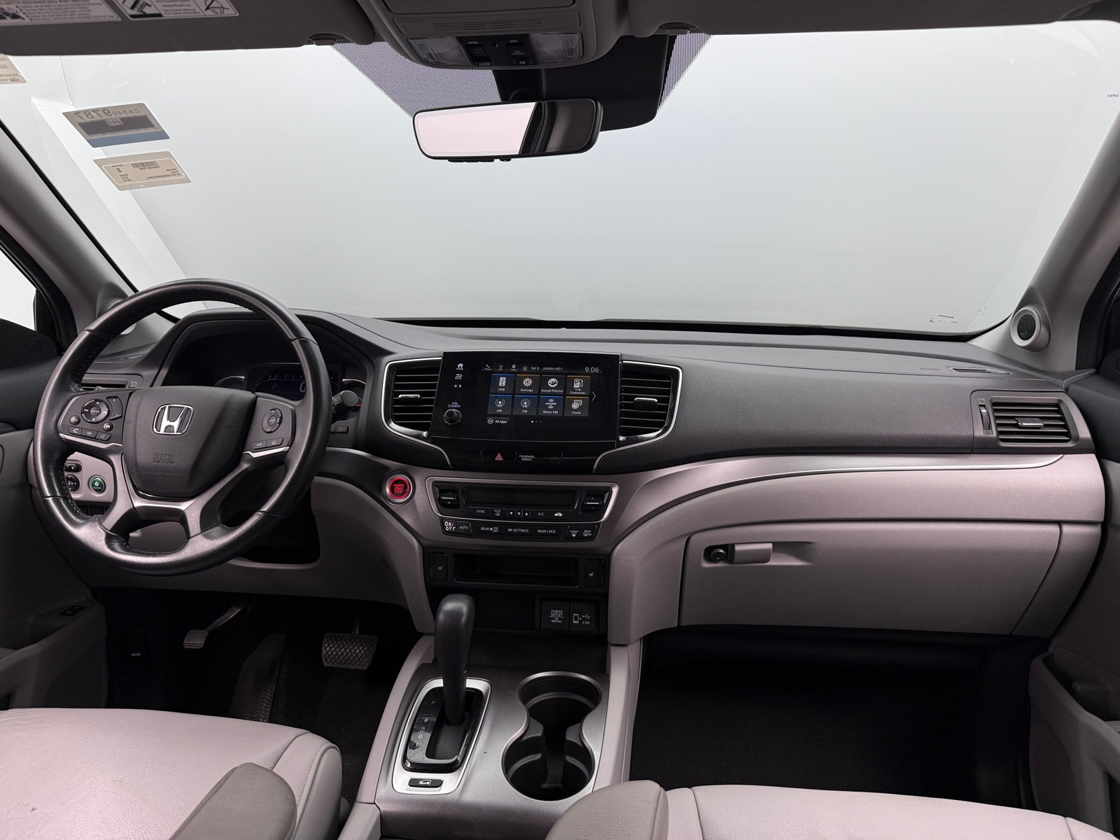 Thumbnail: 2019 Honda Pilot - 2