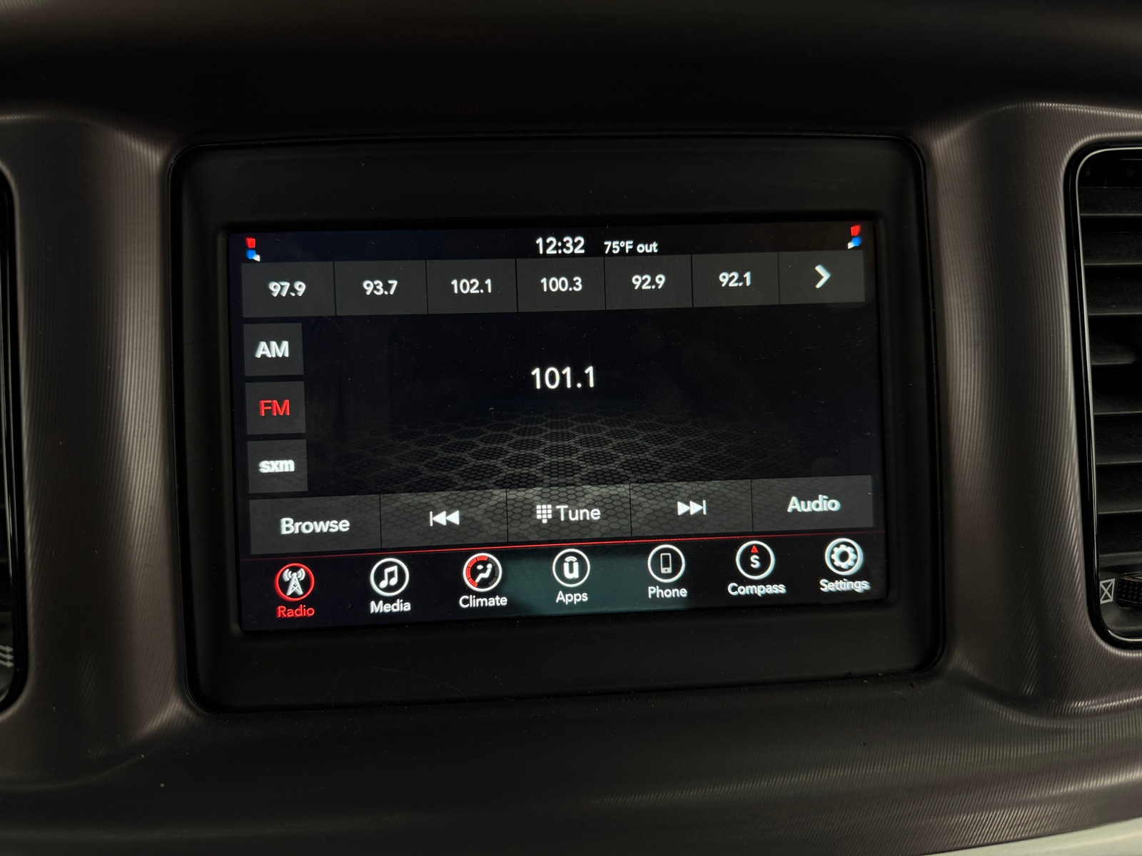 Thumbnail: 2022 Dodge Charger - 4