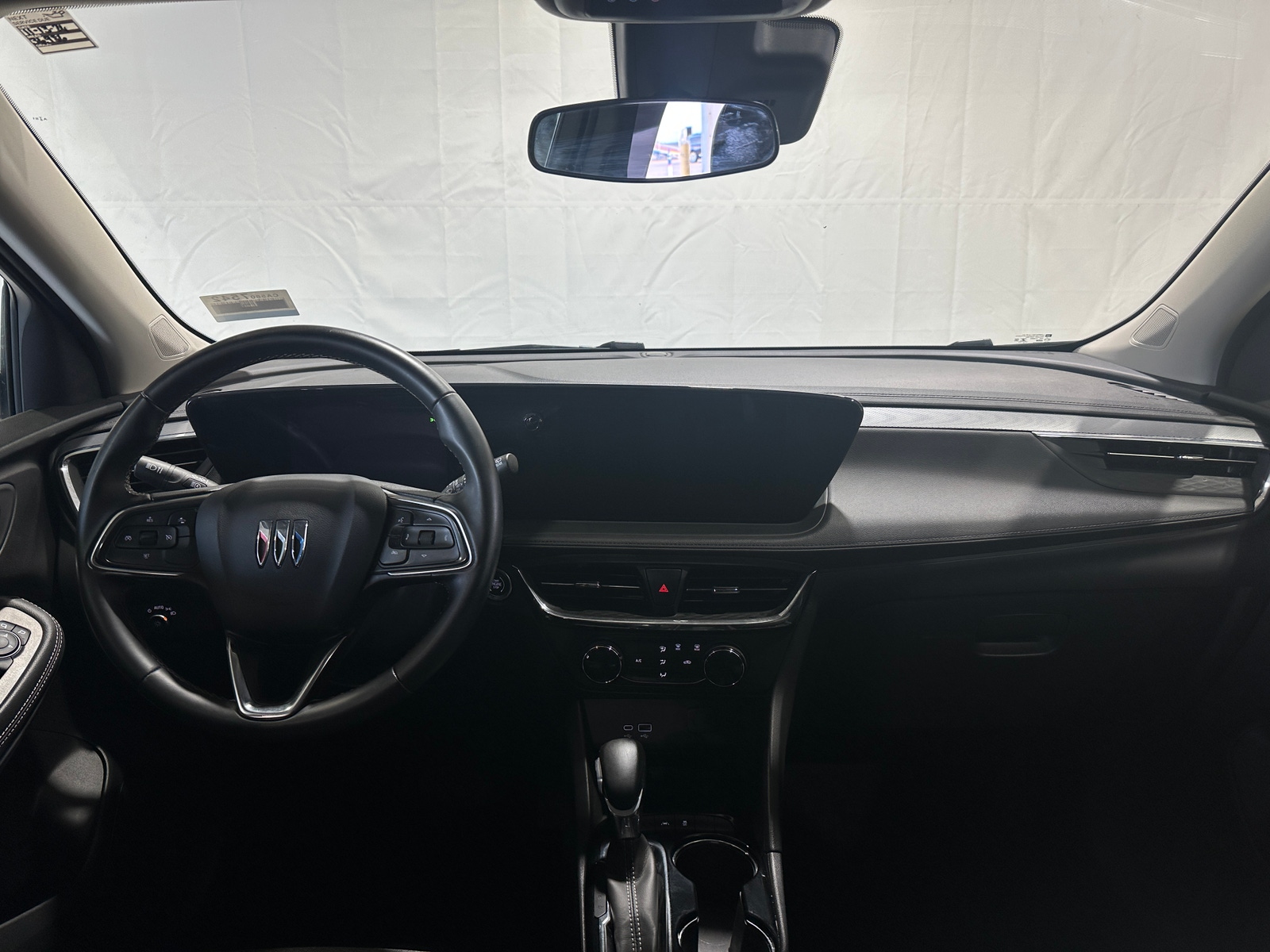 Thumbnail: 2025 Buick Encore GX - 2