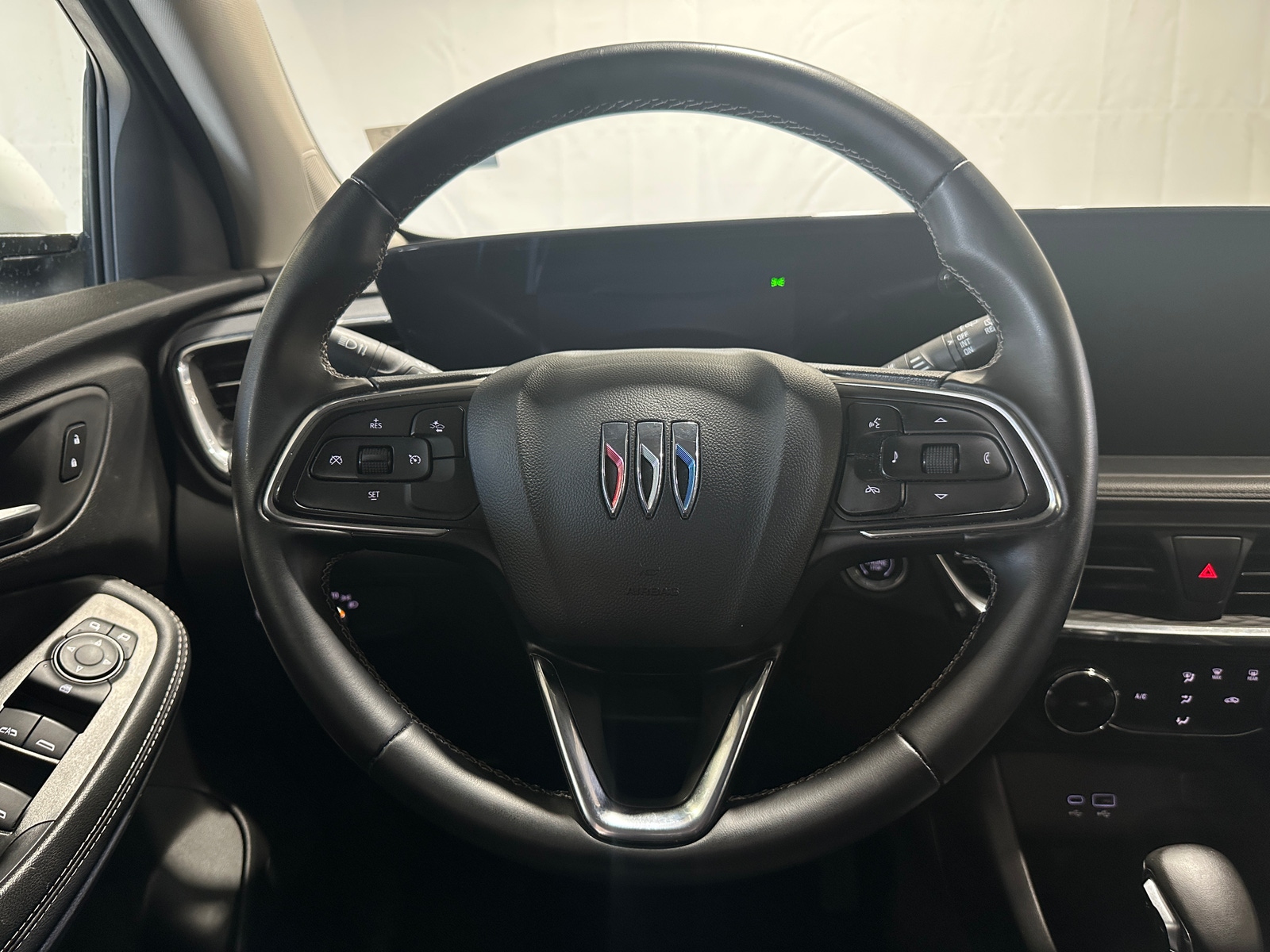 Thumbnail: 2025 Buick Encore GX - 4
