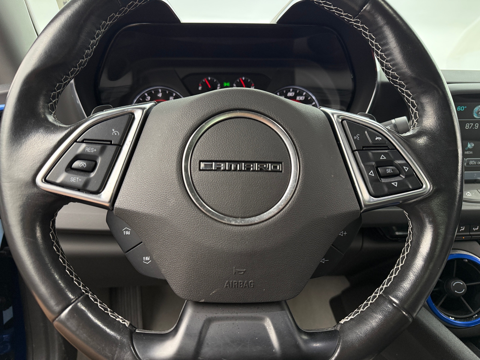 Thumbnail: 2018 Chevrolet Camaro - 4