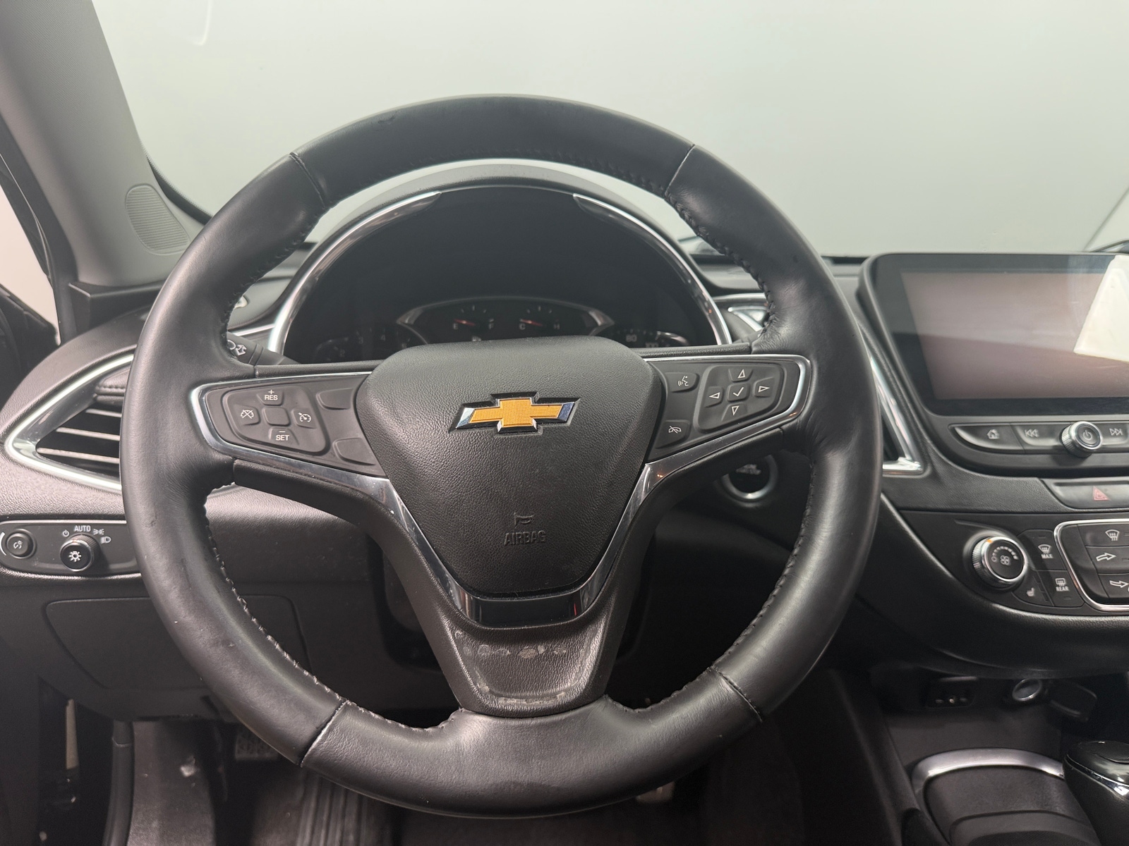 Thumbnail: 2016 Chevrolet Malibu - 4