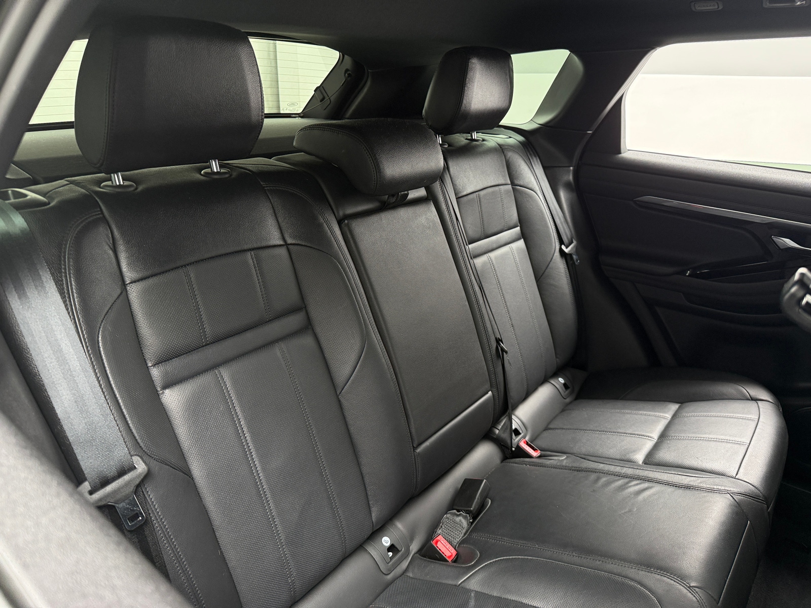 Thumbnail: 2023 Land Rover Range Rover Evoque - 5
