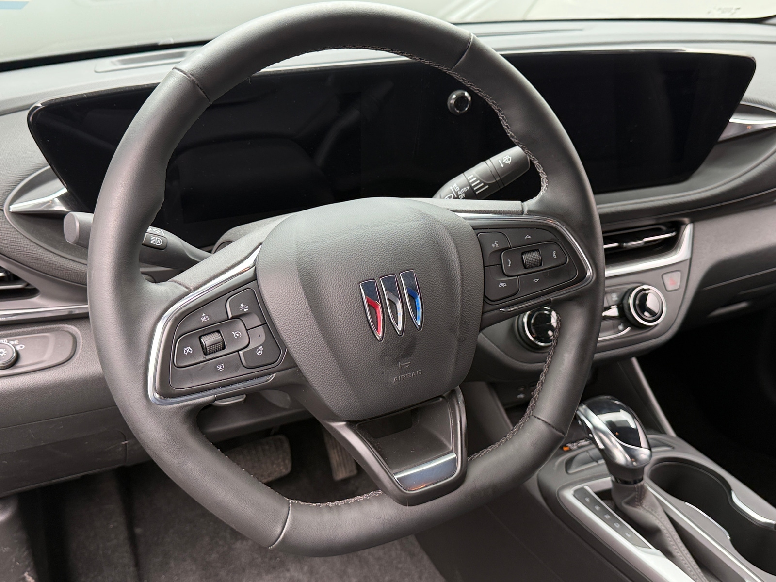 Thumbnail: 2024 Buick Envista - 4