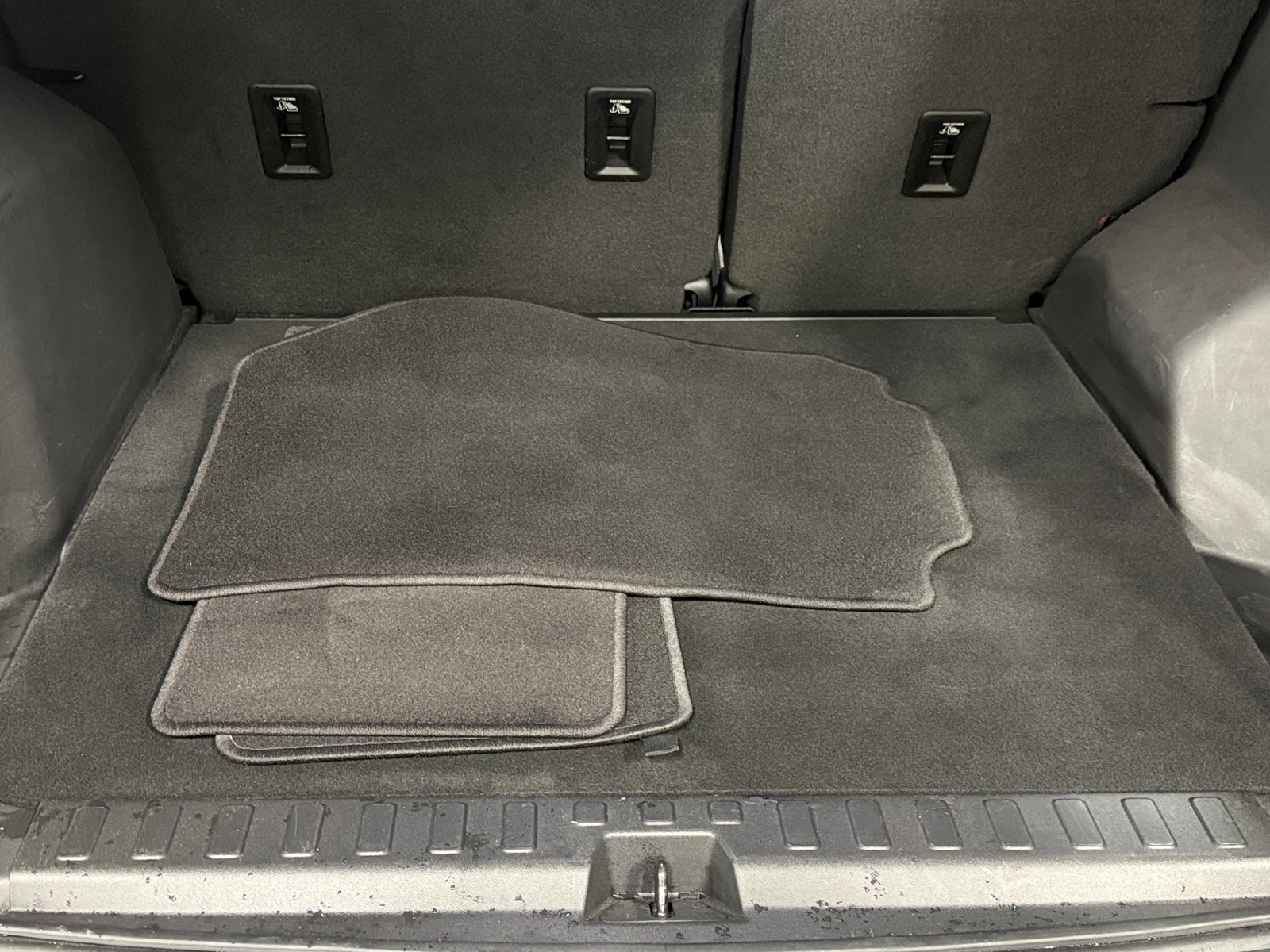 Thumbnail: 2019 Chevrolet Equinox - 7