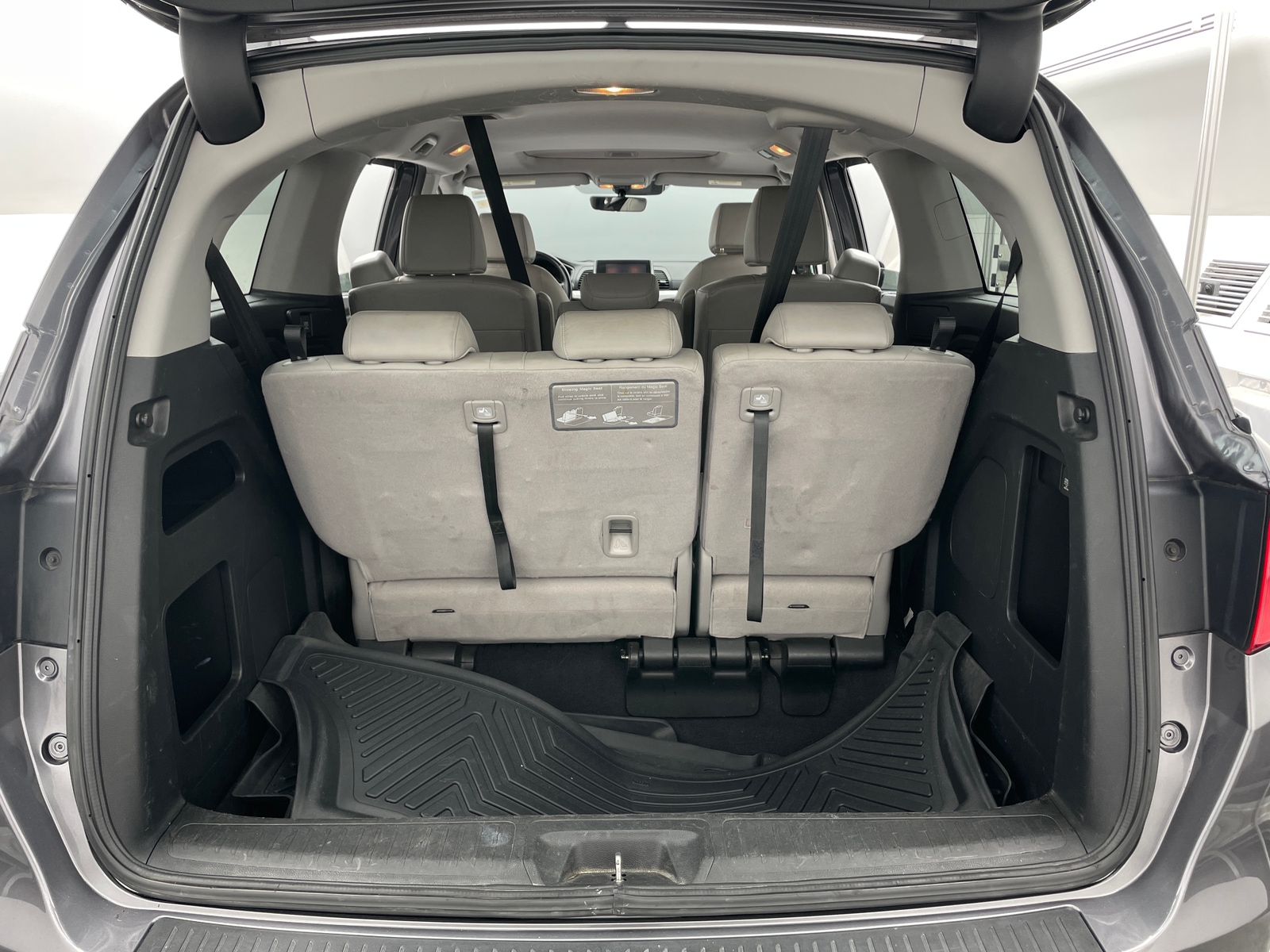 Thumbnail: 2019 Honda Odyssey - 6