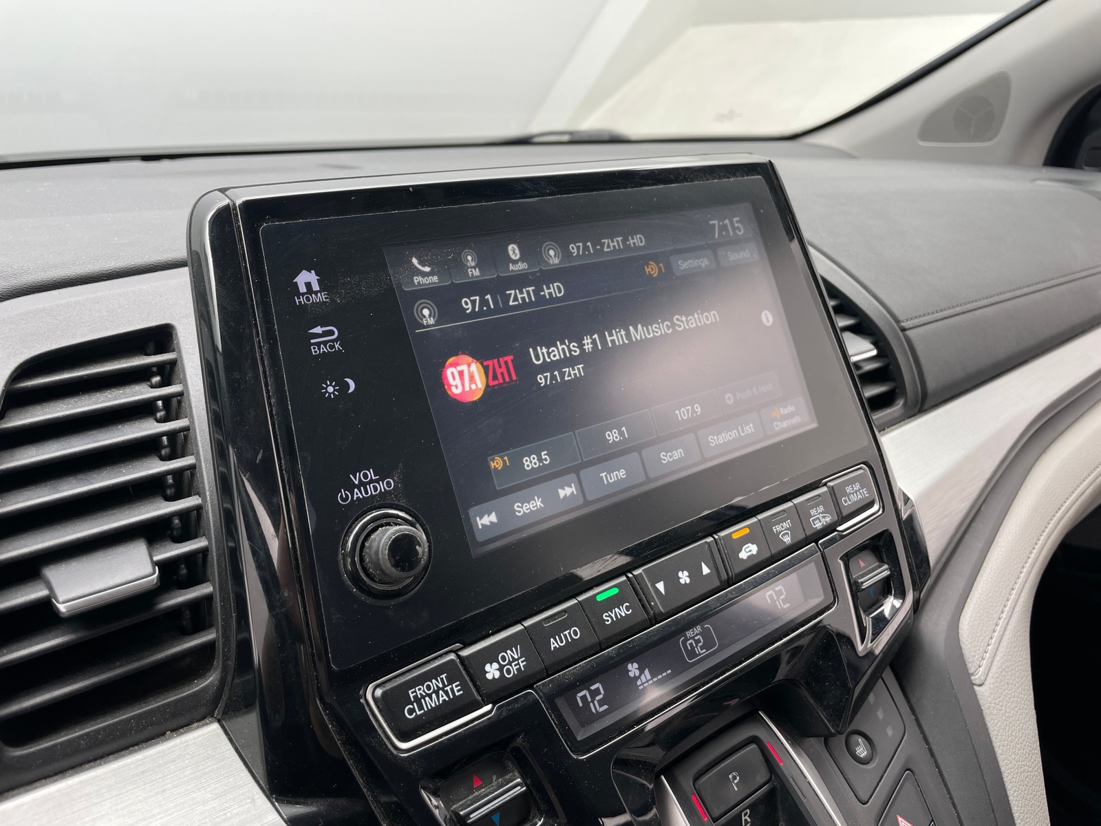 Thumbnail: 2019 Honda Odyssey - 3