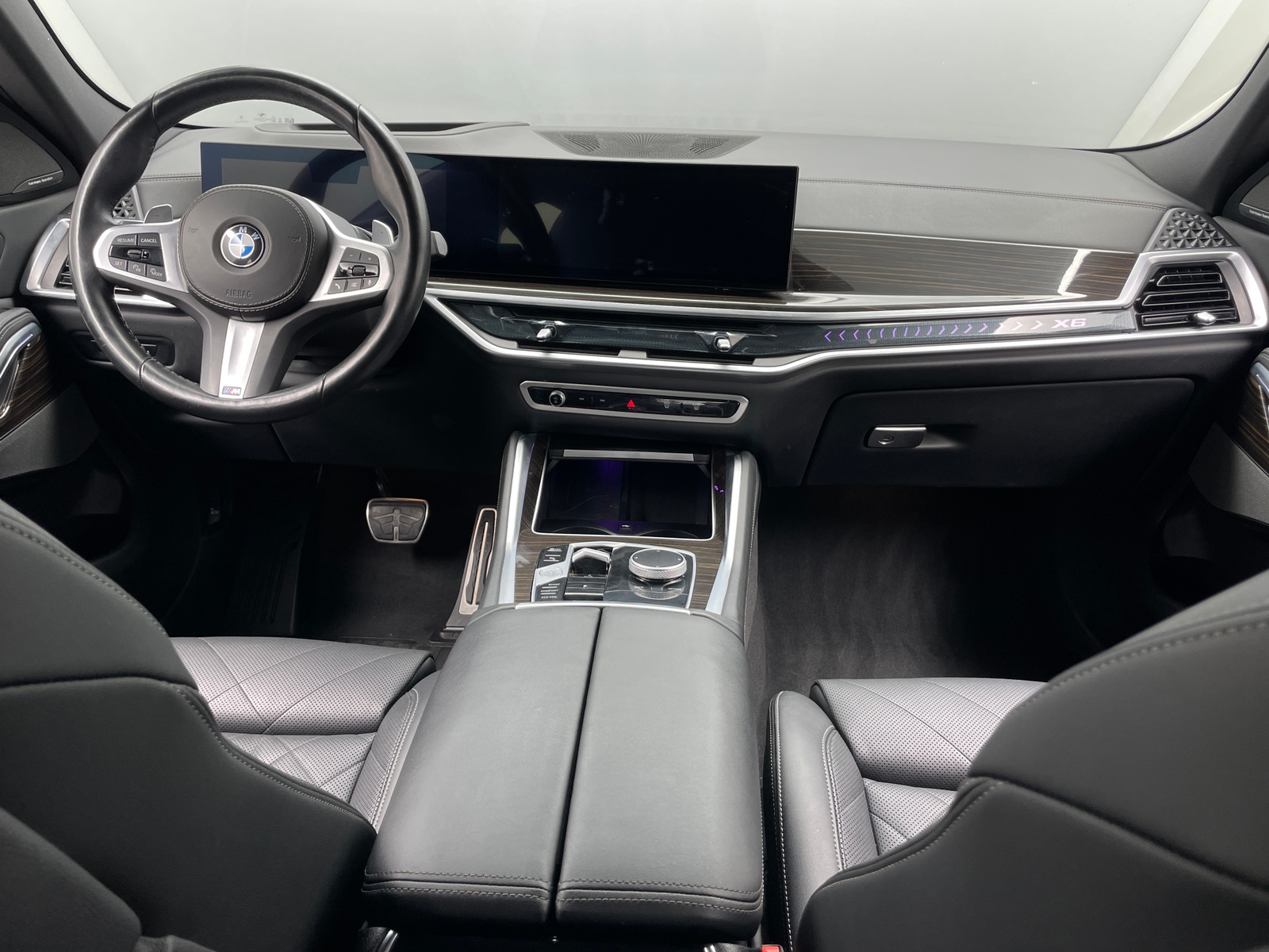 Thumbnail: 2025 BMW X6 - 2
