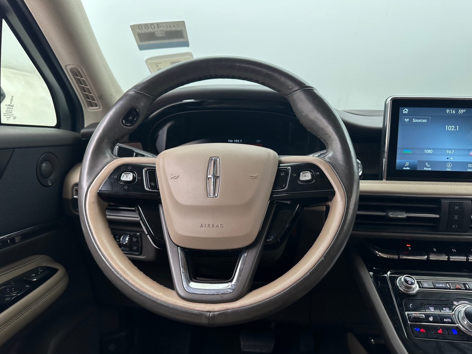 Thumbnail: 2020 Lincoln Corsair - 4
