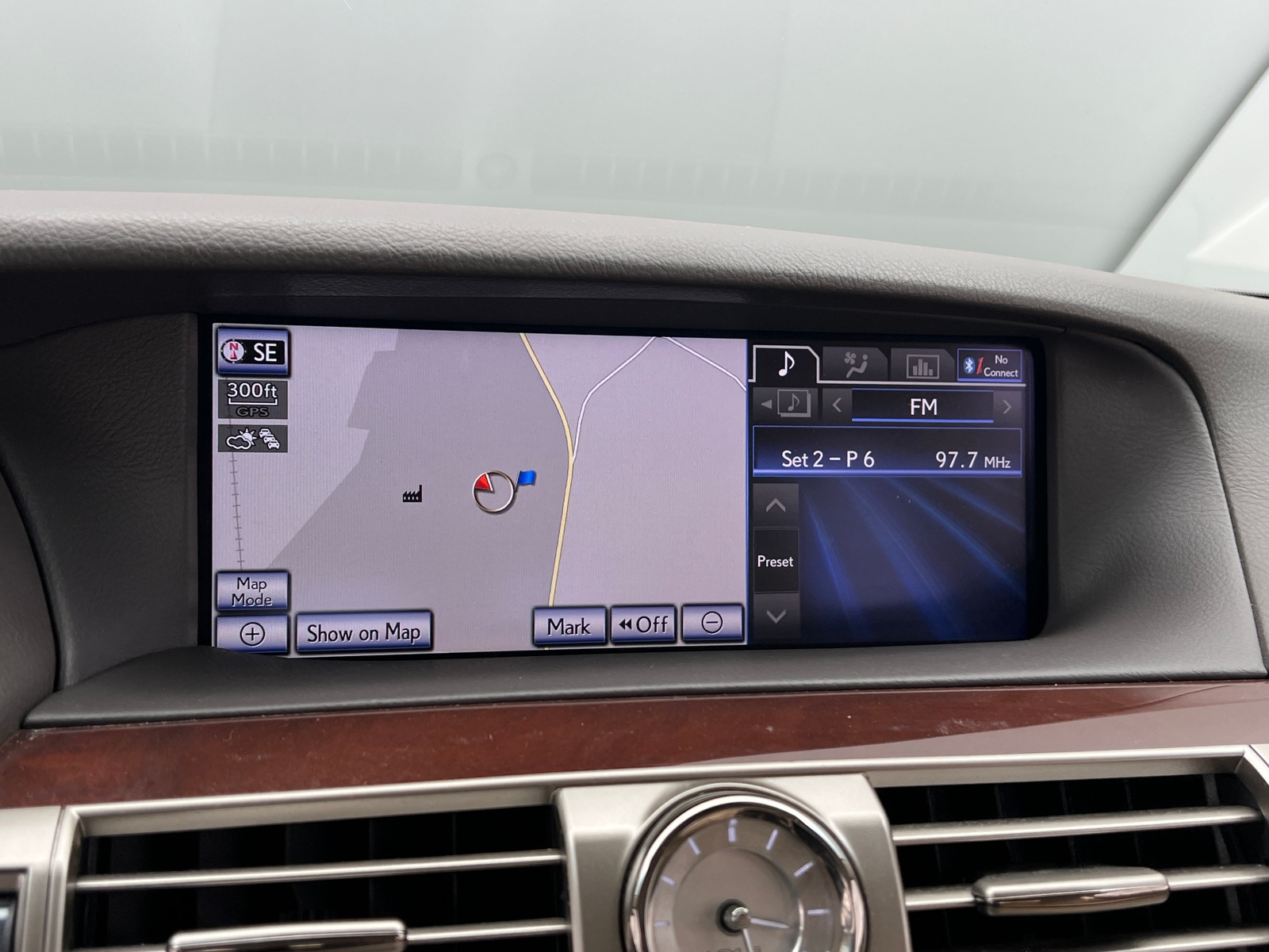 Thumbnail: 2014 Lexus LS - 3