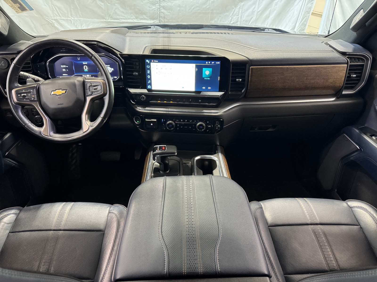 Thumbnail: 2023 Chevrolet Silverado 1500 - 3