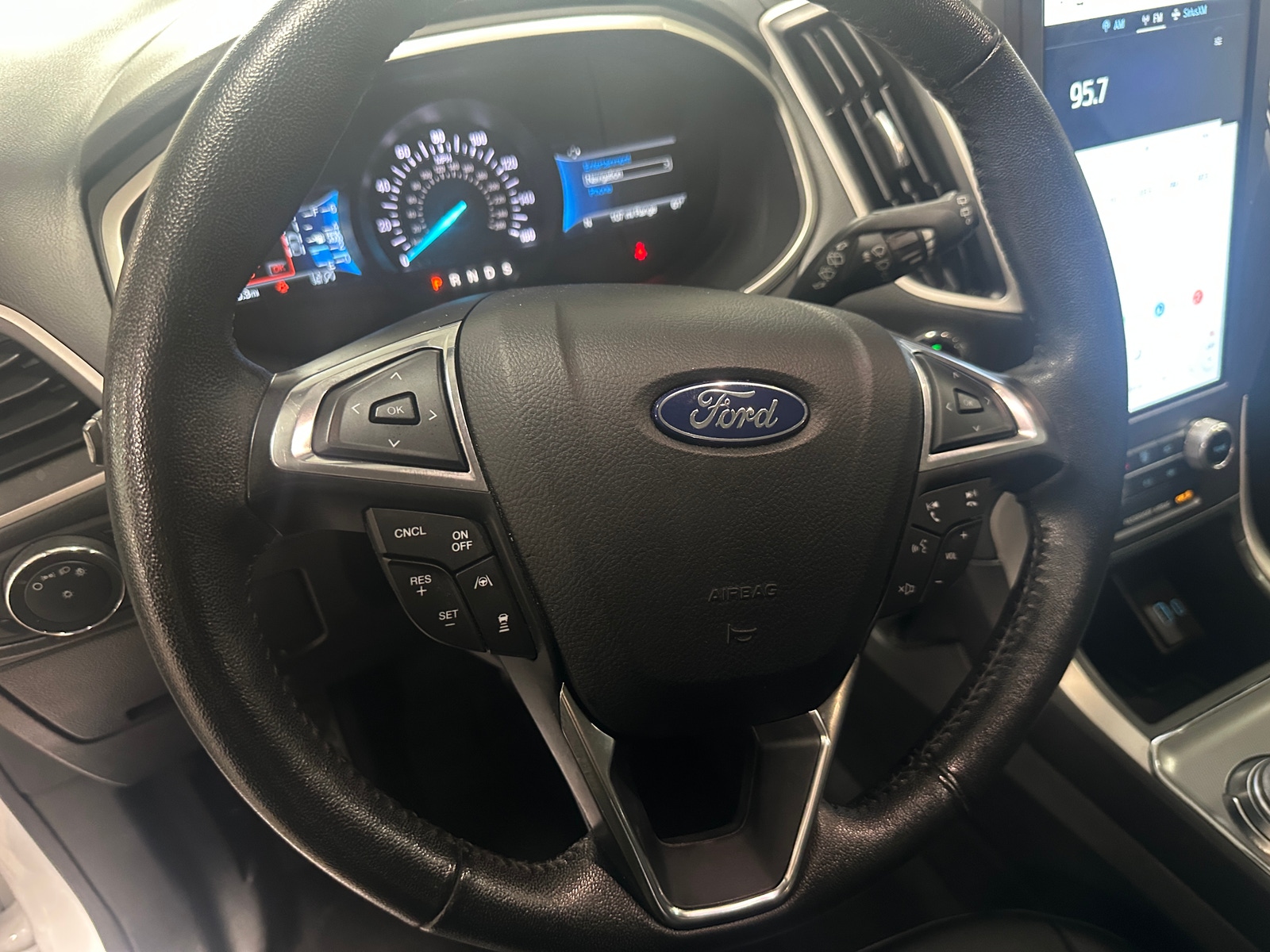 Thumbnail: 2021 Ford Edge - 4