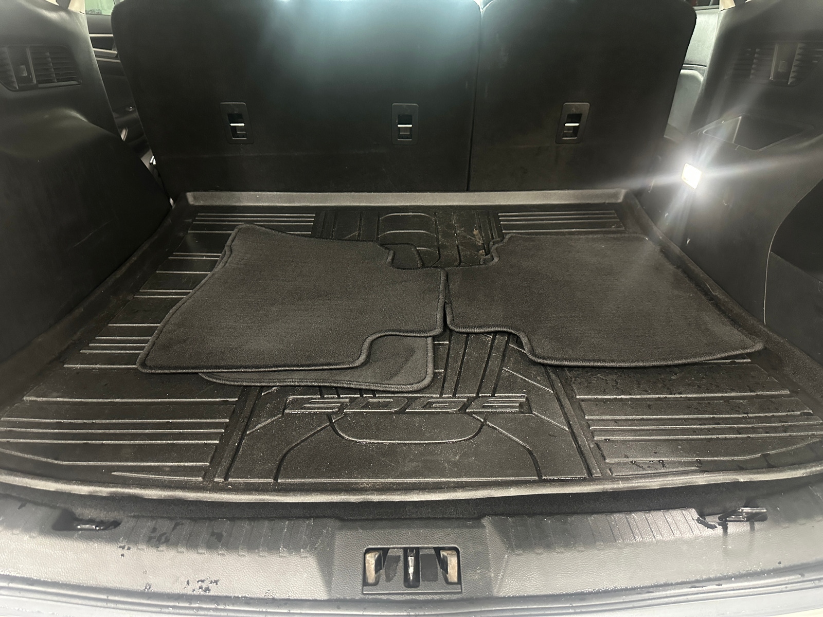Thumbnail: 2021 Ford Edge - 6