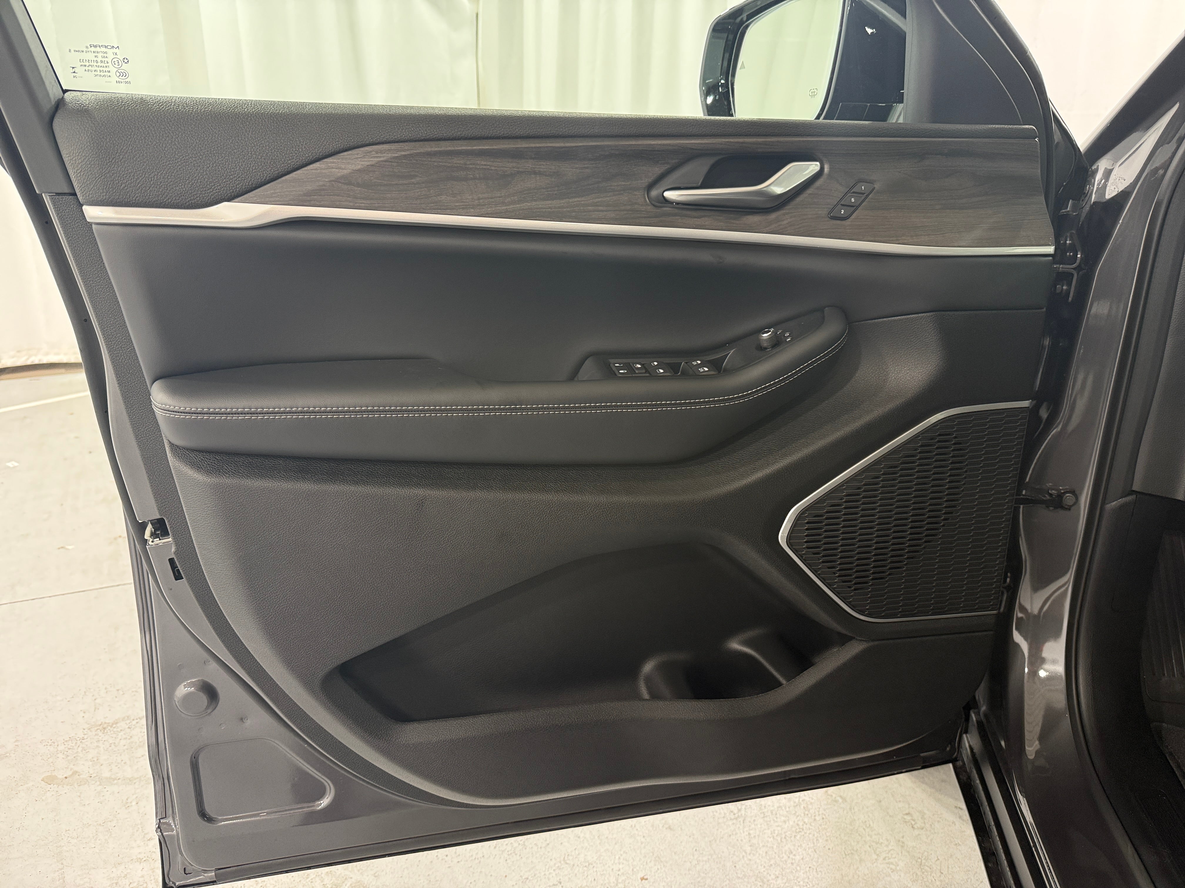 2026 Jeep Grand Cherokee Limited - Photo 9