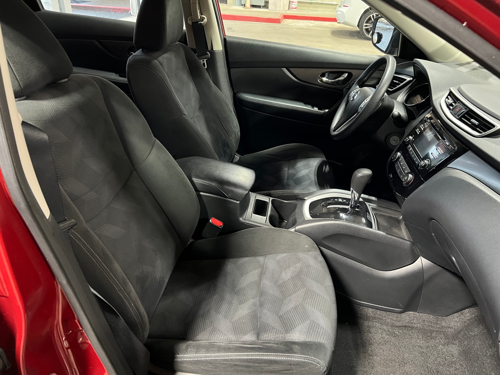 Thumbnail: 2015 Nissan Rogue - 2