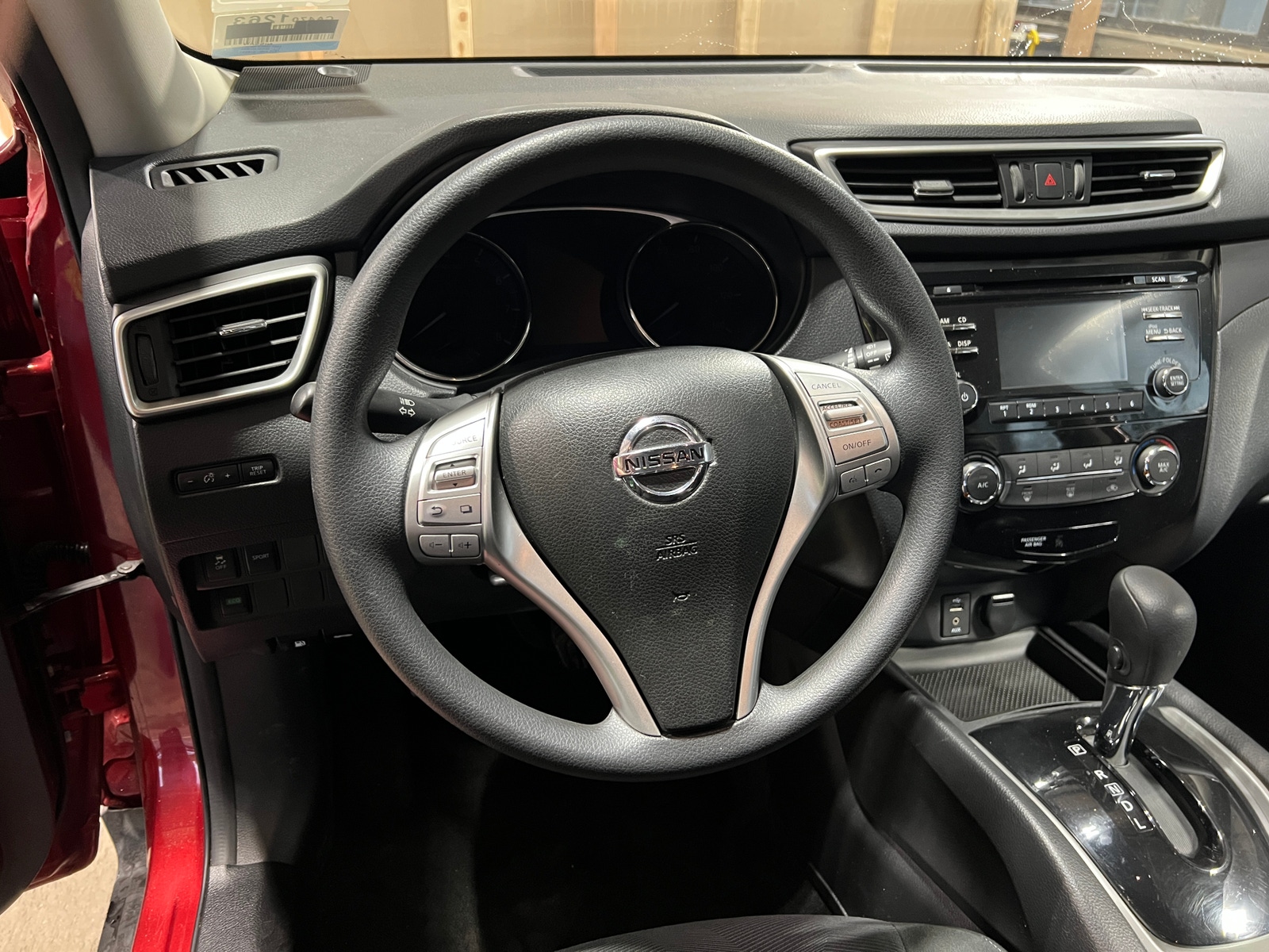 Thumbnail: 2015 Nissan Rogue - 5
