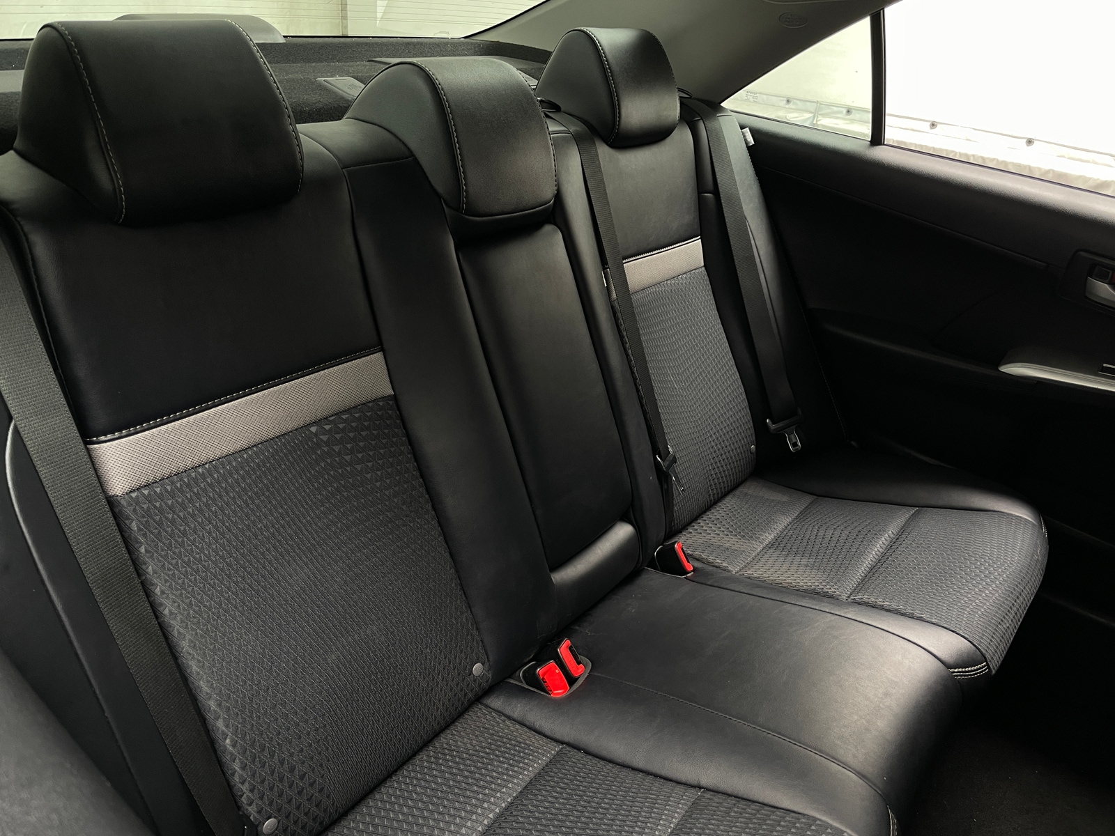 Thumbnail: 2014 Toyota Camry - 6