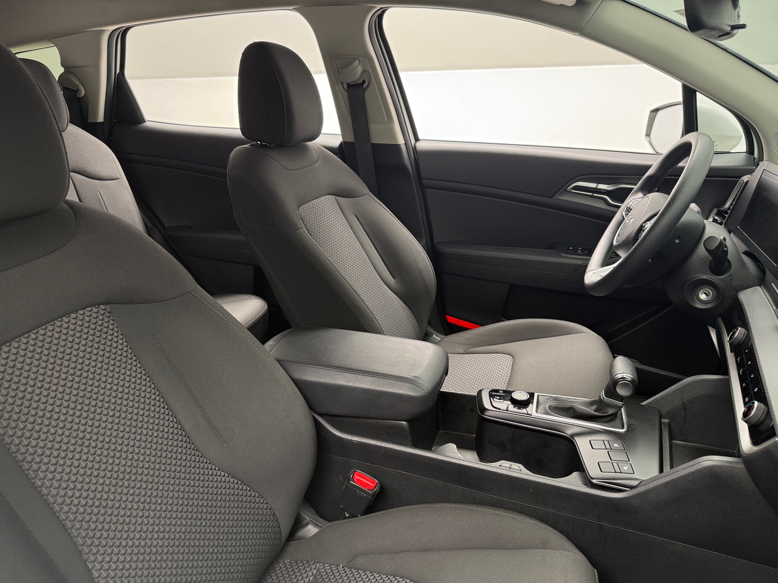 Thumbnail: 2025 Kia Sportage - 2