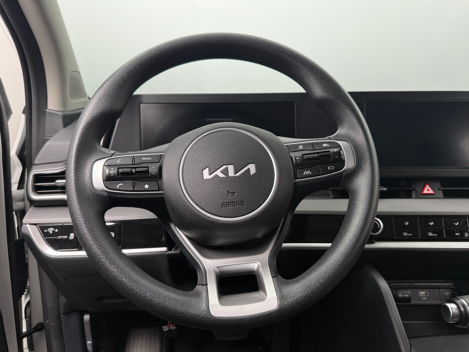 Thumbnail: 2025 Kia Sportage - 5