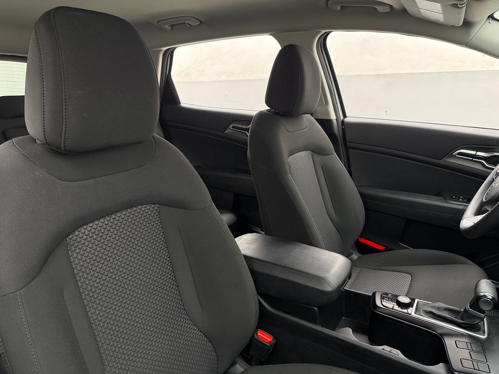Thumbnail: 2025 Kia Sportage - 2