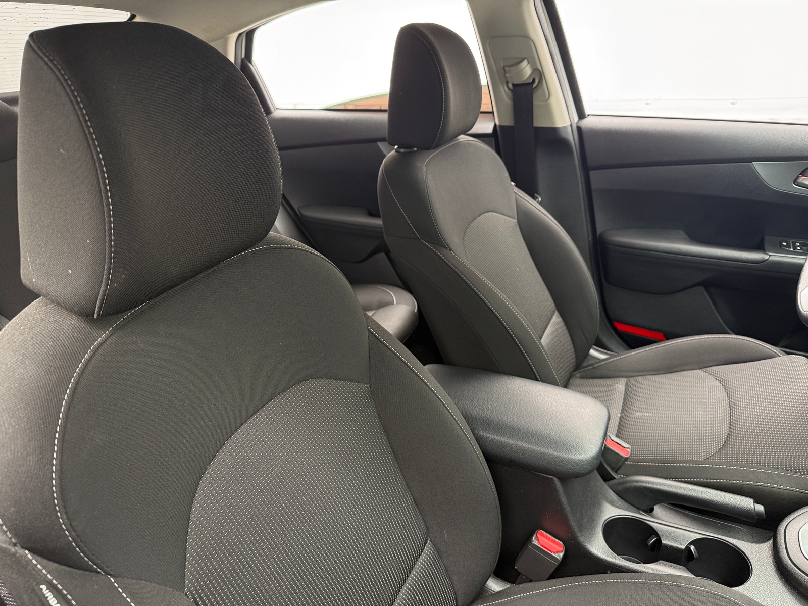 Thumbnail: 2021 Kia Forte - 2