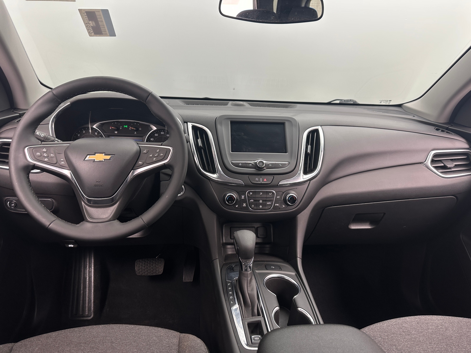 Thumbnail: 2024 Chevrolet Equinox - 3