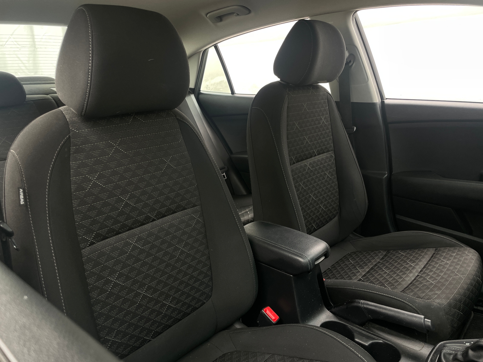 Thumbnail: 2019 Kia Rio - 2