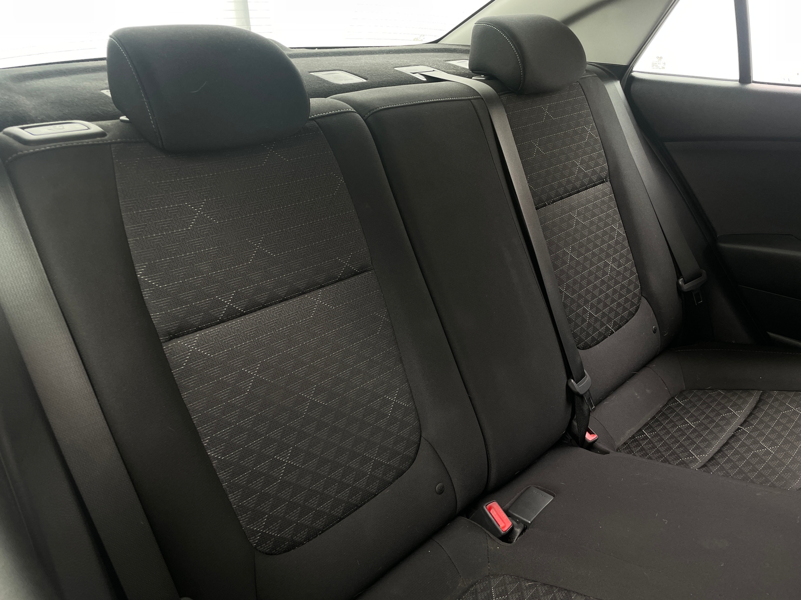 Thumbnail: 2019 Kia Rio - 6