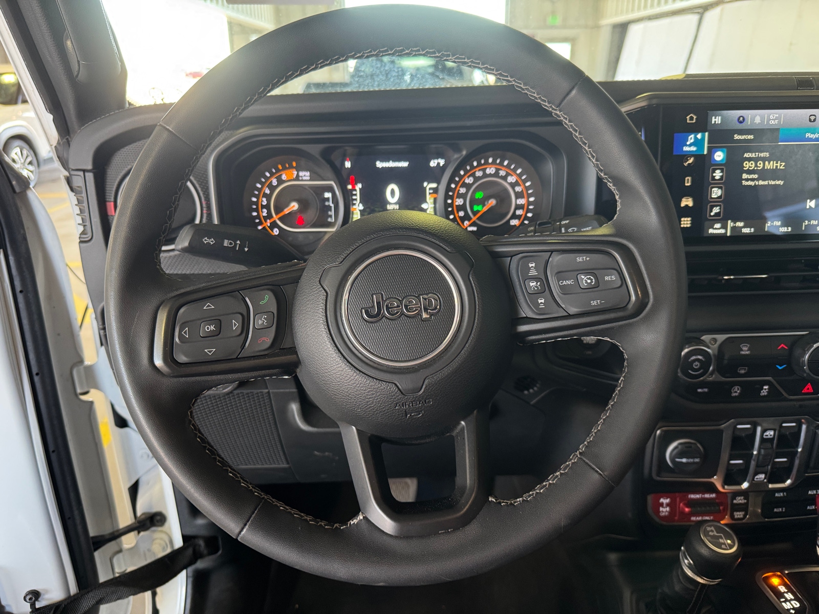 Thumbnail: 2025 Jeep Wrangler - 5