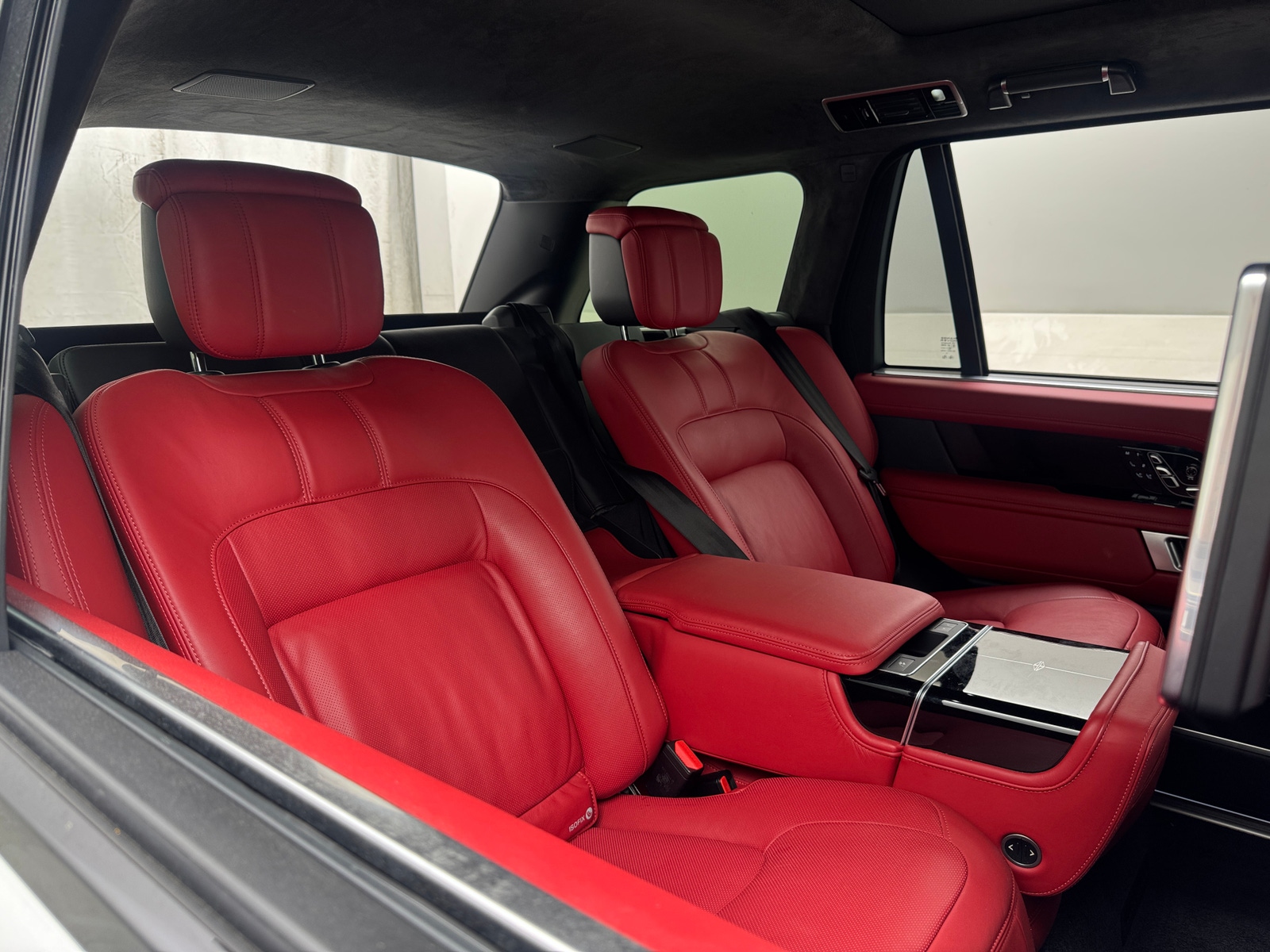 Thumbnail: 2020 Land Rover Range Rover - 5