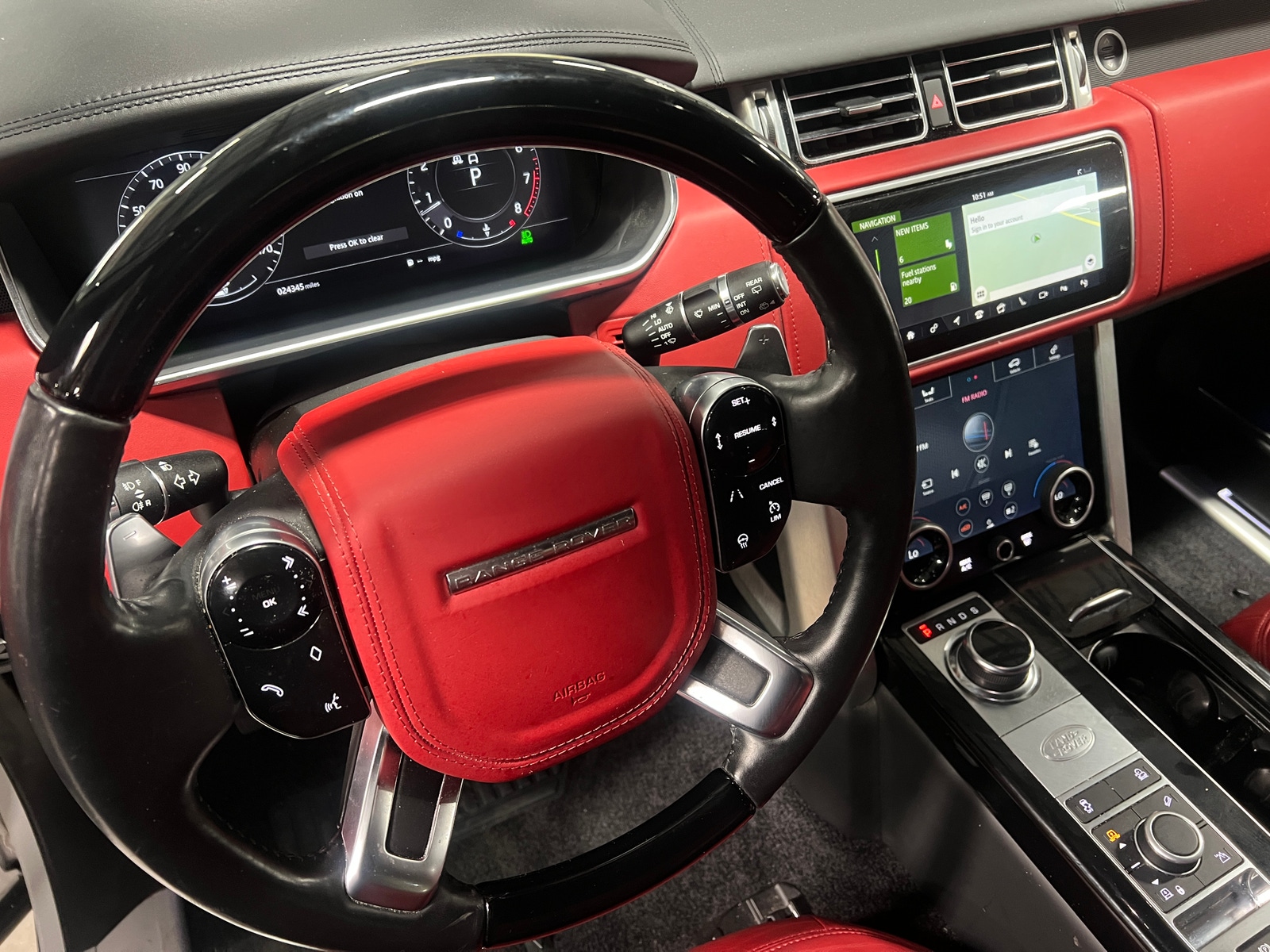 Thumbnail: 2020 Land Rover Range Rover - 4