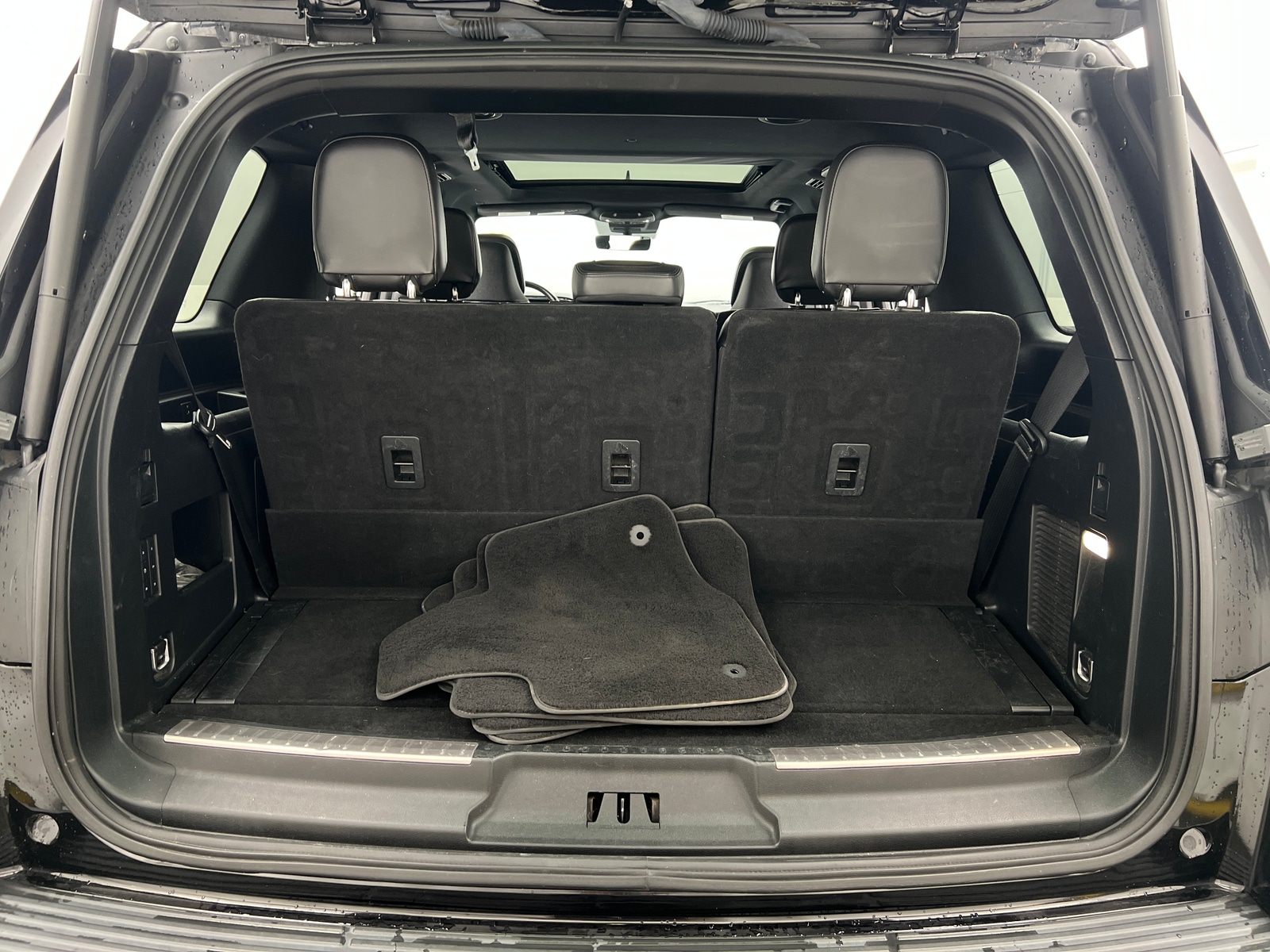 Thumbnail: 2021 Lincoln Navigator - 6