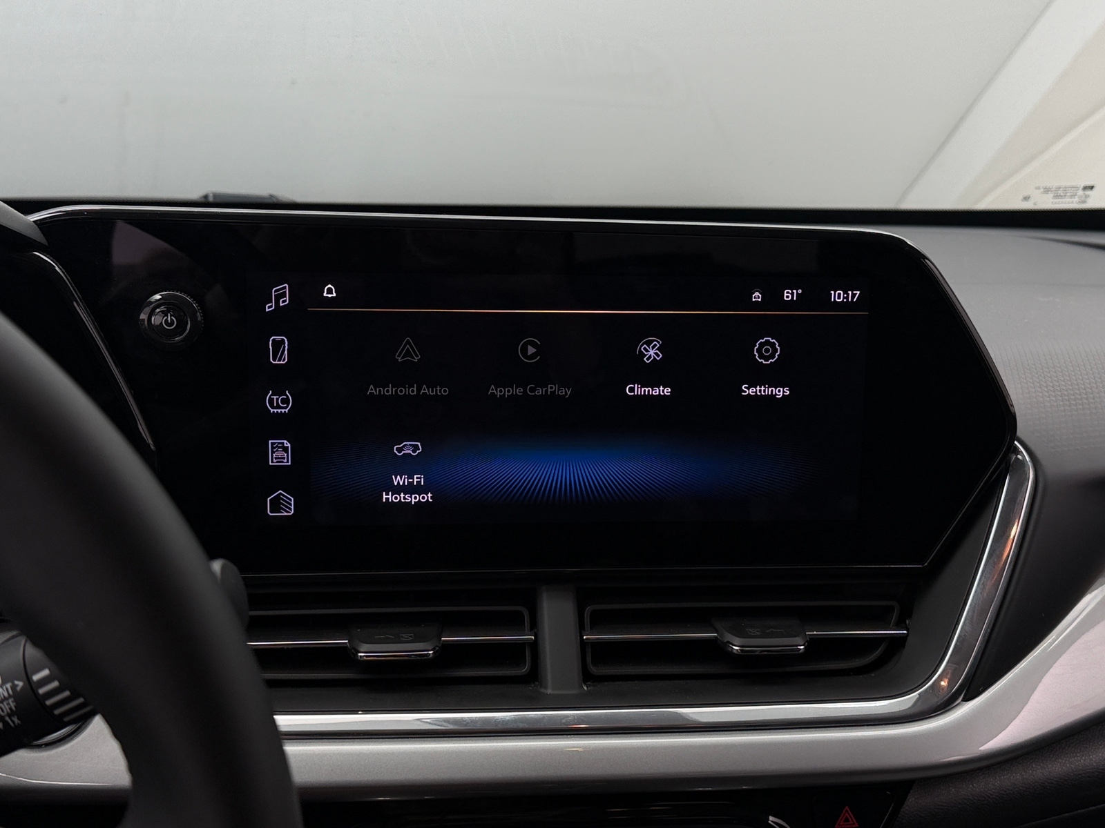 Thumbnail: 2025 Chevrolet Trax - 4