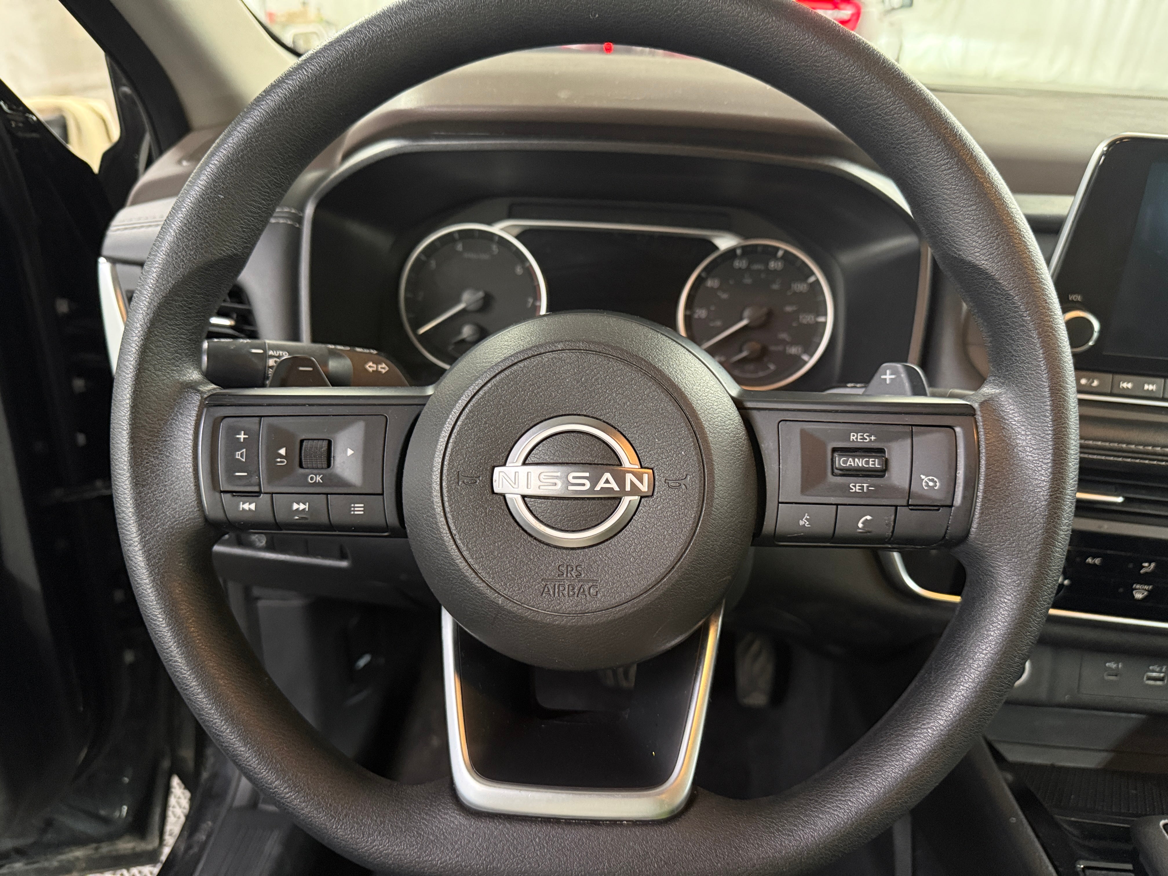 2023 Nissan Rogue S - Photo 5