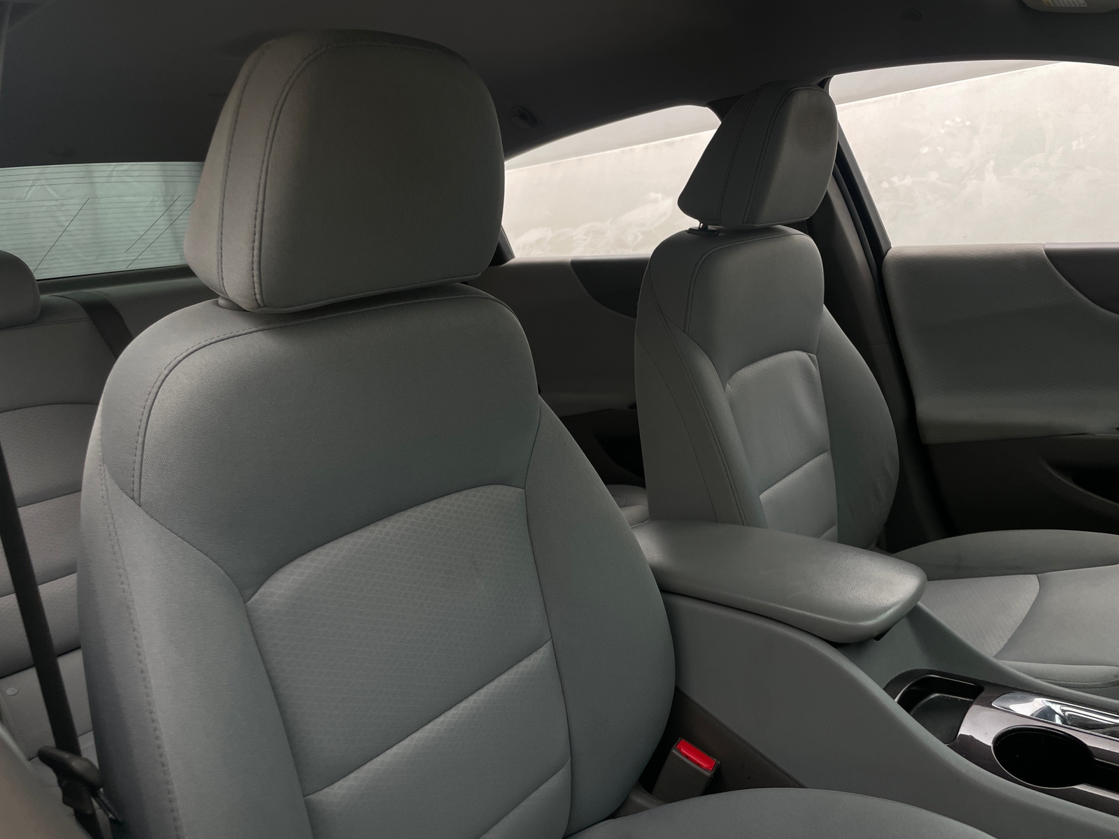 Thumbnail: 2018 Chevrolet Malibu - 2
