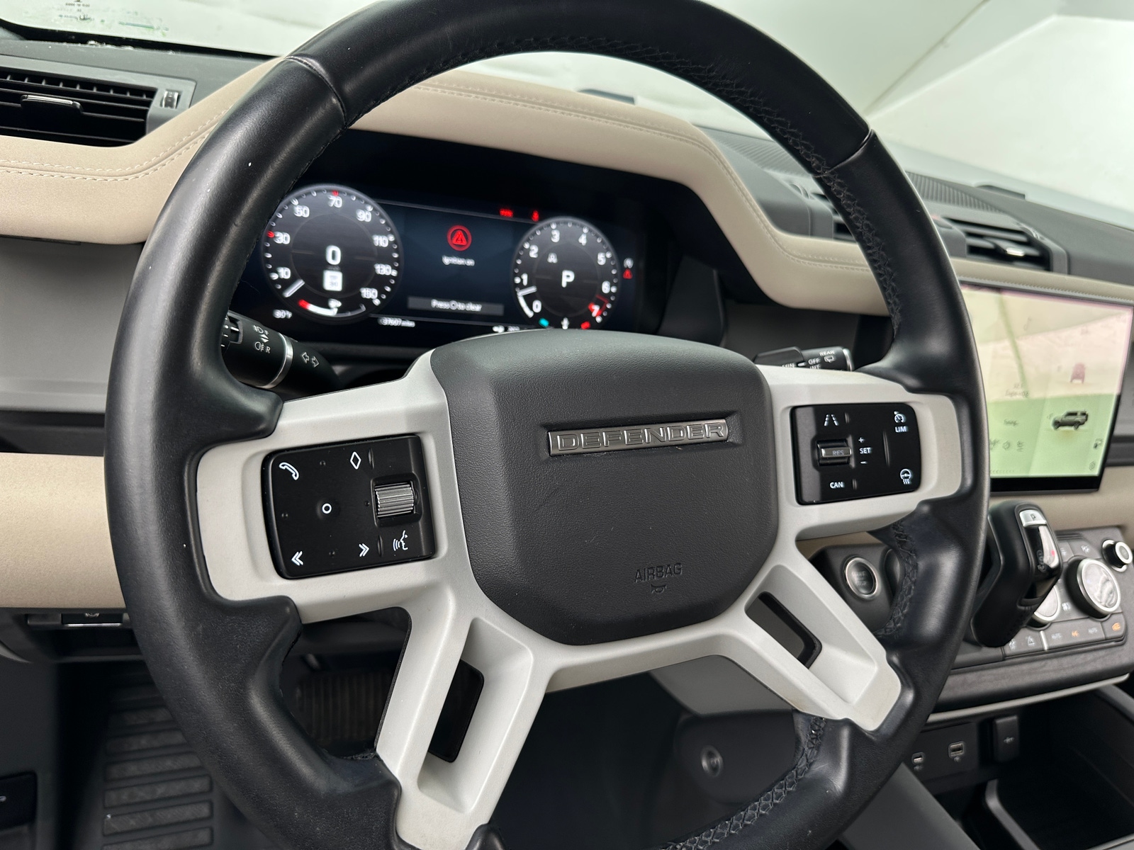 Thumbnail: 2023 Land Rover Defender - 4