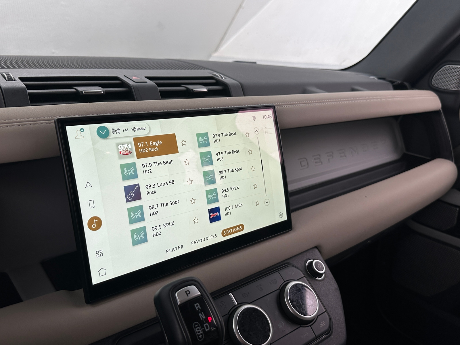 Thumbnail: 2023 Land Rover Defender - 3