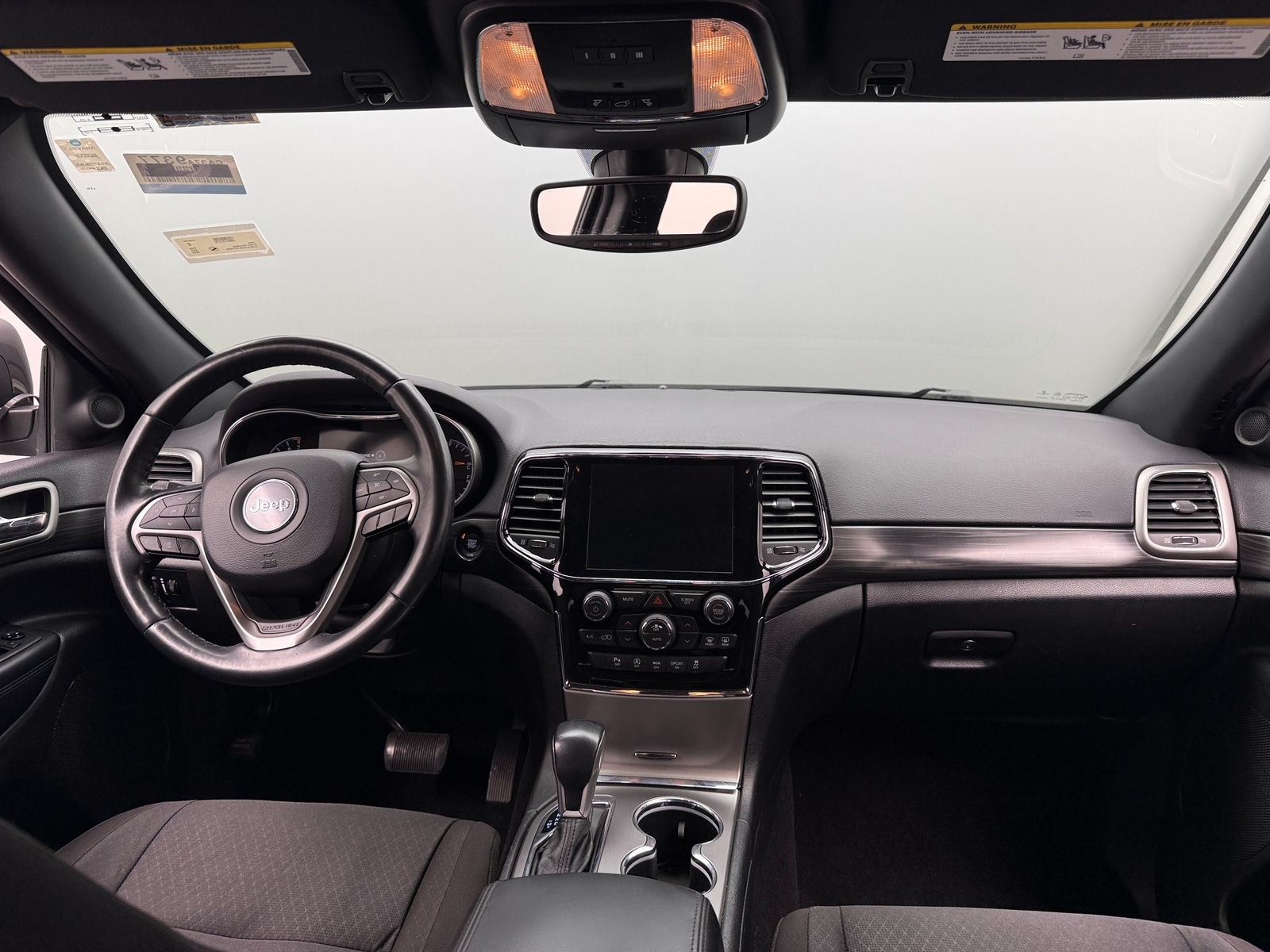 Thumbnail: 2020 Jeep Grand Cherokee - 3
