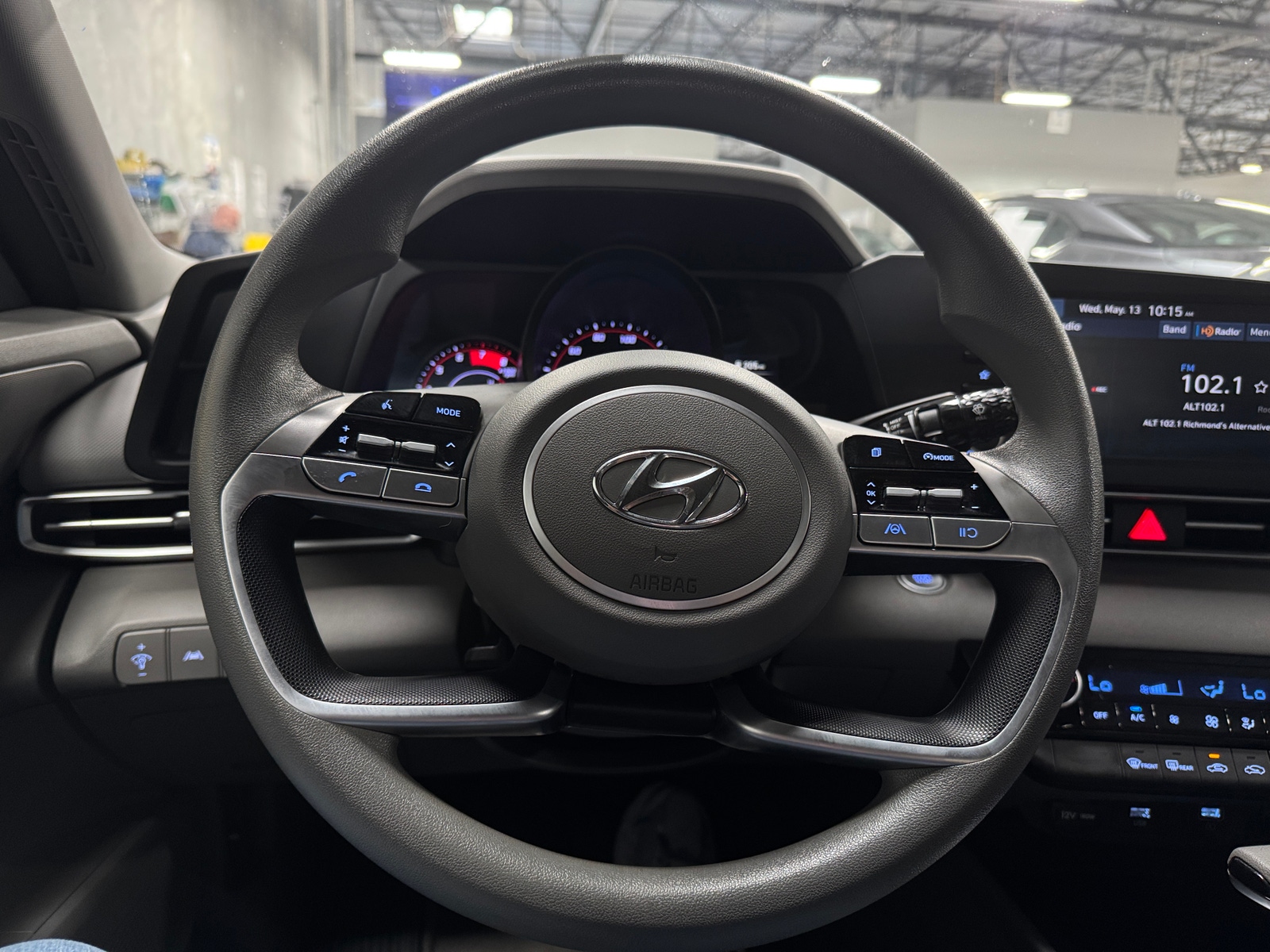 Thumbnail: 2023 Hyundai Elantra - 5