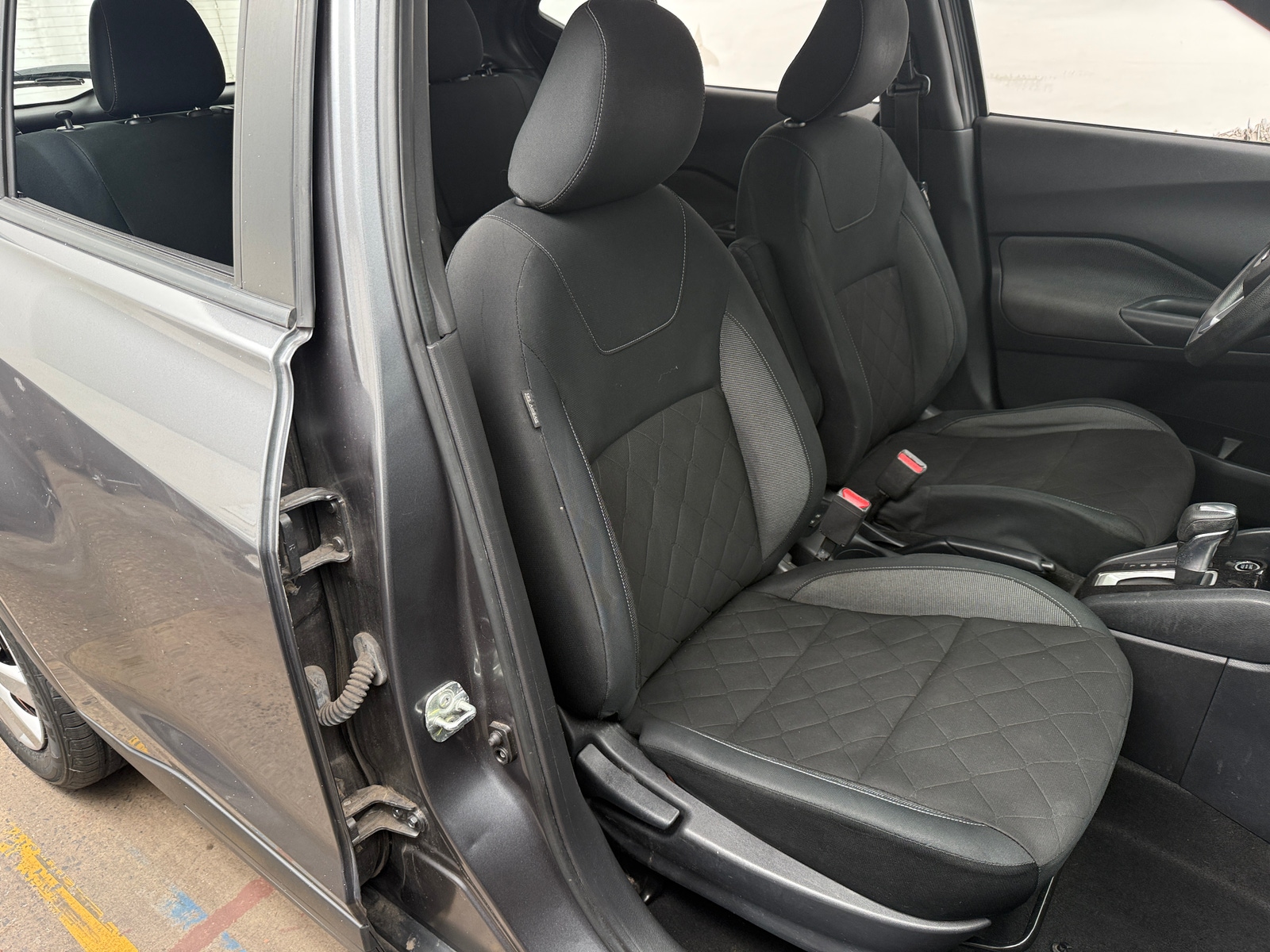 Thumbnail: 2020 Nissan Kicks - 2