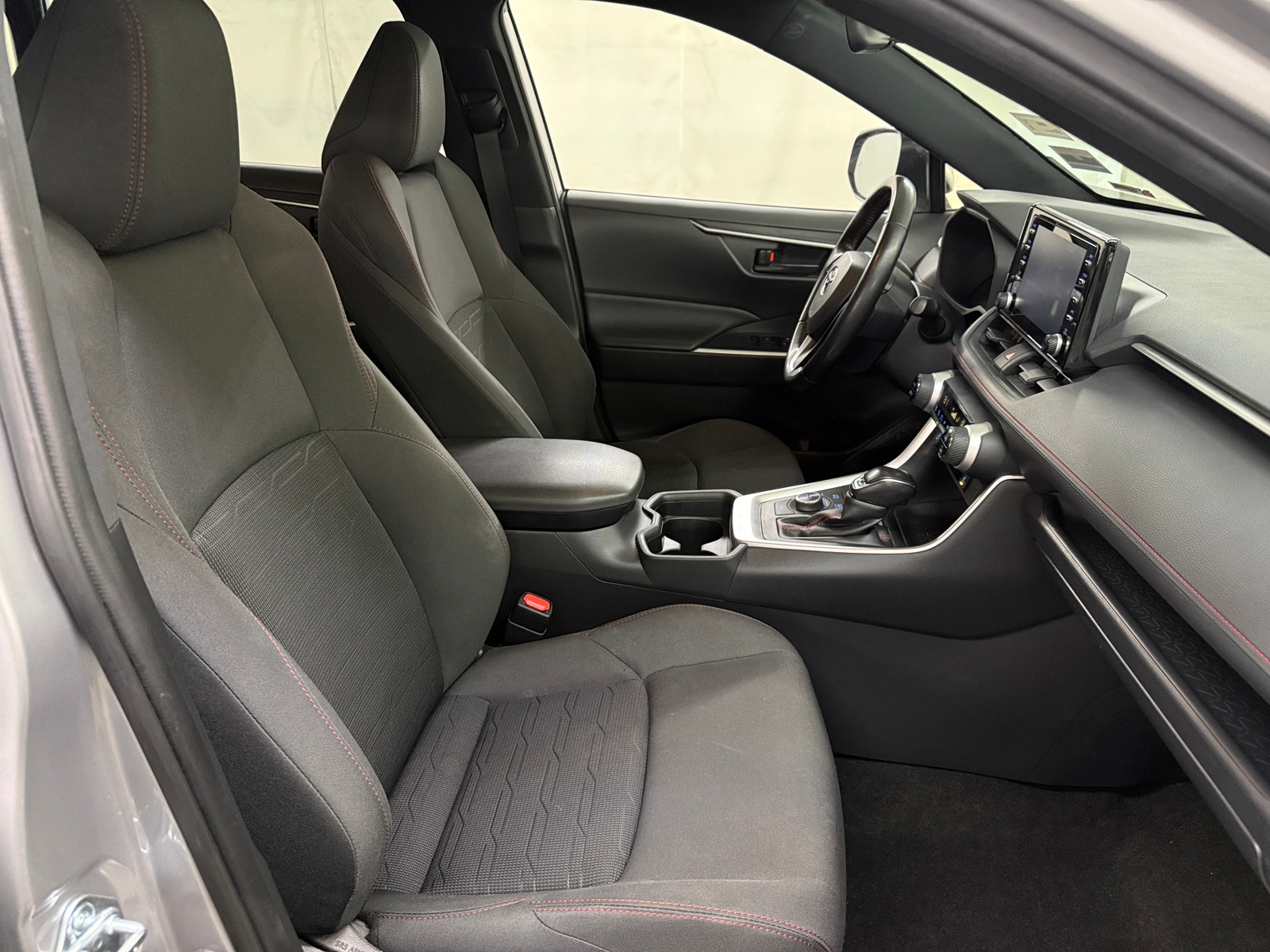 Thumbnail: 2021 Toyota RAV4 - 2