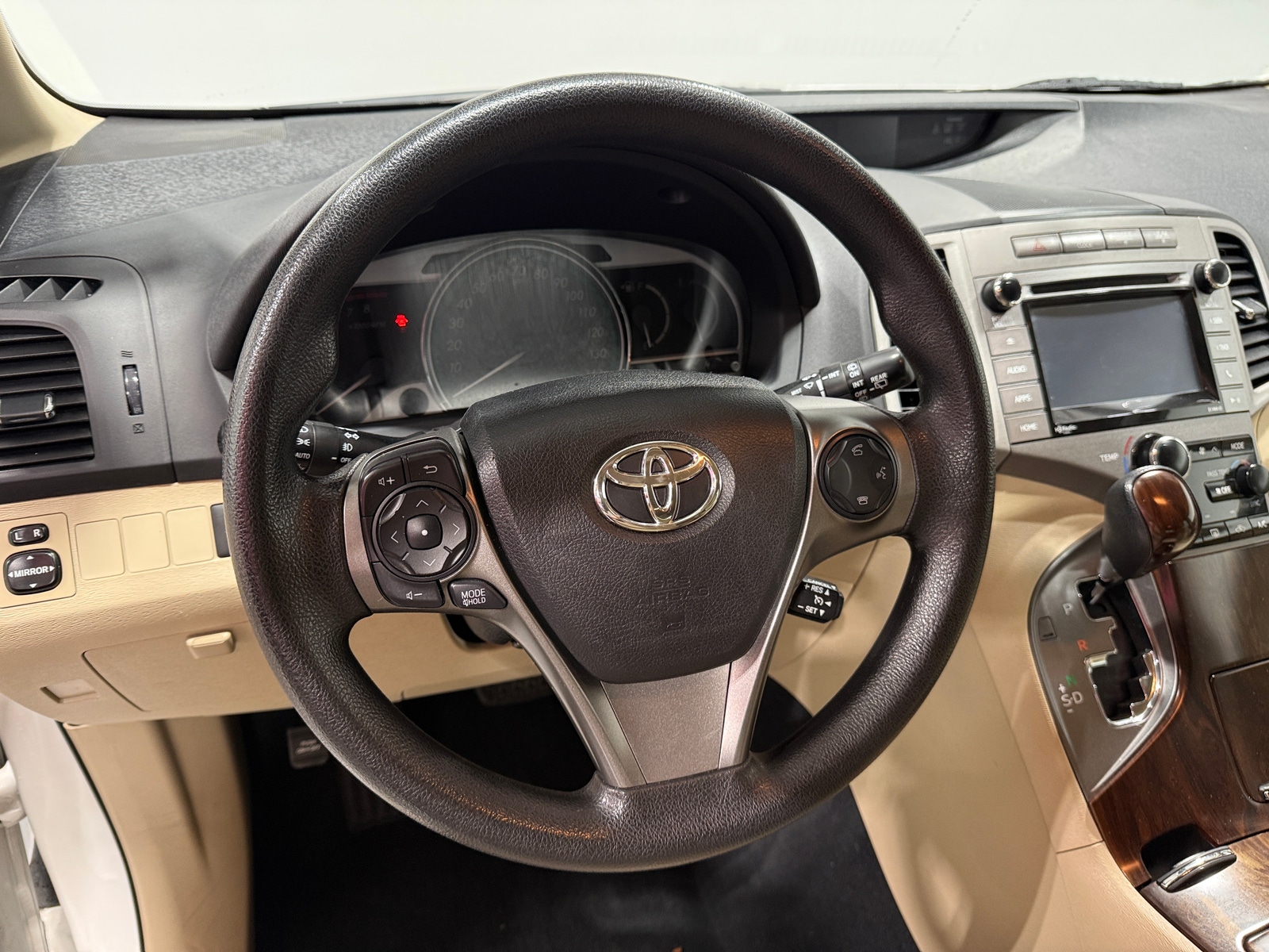 Thumbnail: 2015 Toyota Venza - 5